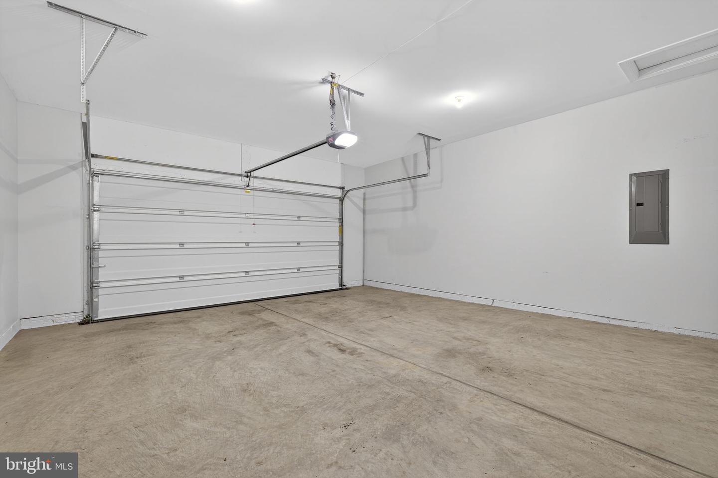 108 GADWELL LN, LAKE FREDERICK, Virginia 22630, 3 Bedrooms Bedrooms, ,3 BathroomsBathrooms,Residential,For sale,108 GADWELL LN,VAFV2038646 MLS # VAFV2038646