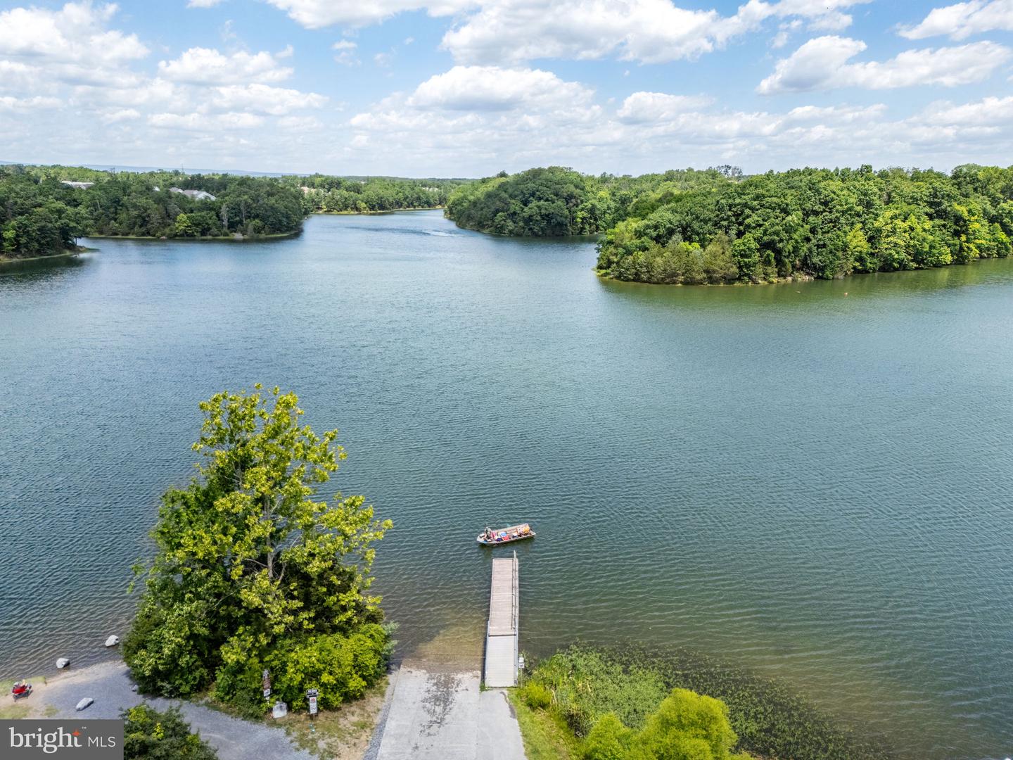 108 GADWELL LN, LAKE FREDERICK, Virginia 22630, 3 Bedrooms Bedrooms, ,3 BathroomsBathrooms,Residential,For sale,108 GADWELL LN,VAFV2038646 MLS # VAFV2038646