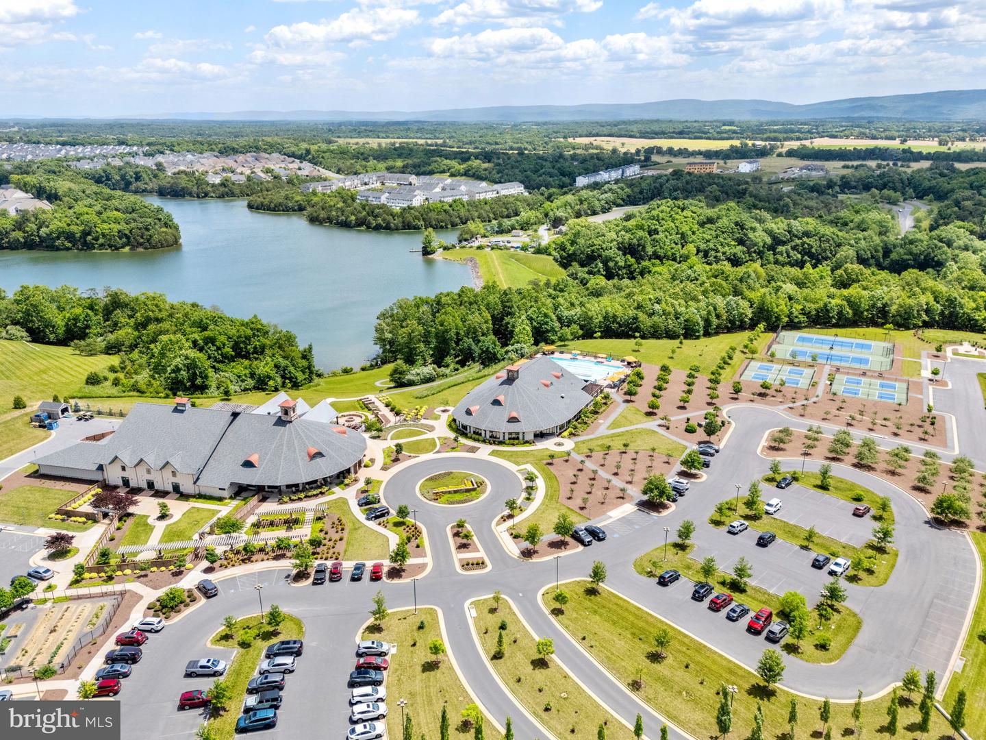 108 GADWELL LN, LAKE FREDERICK, Virginia 22630, 3 Bedrooms Bedrooms, ,3 BathroomsBathrooms,Residential,For sale,108 GADWELL LN,VAFV2038646 MLS # VAFV2038646