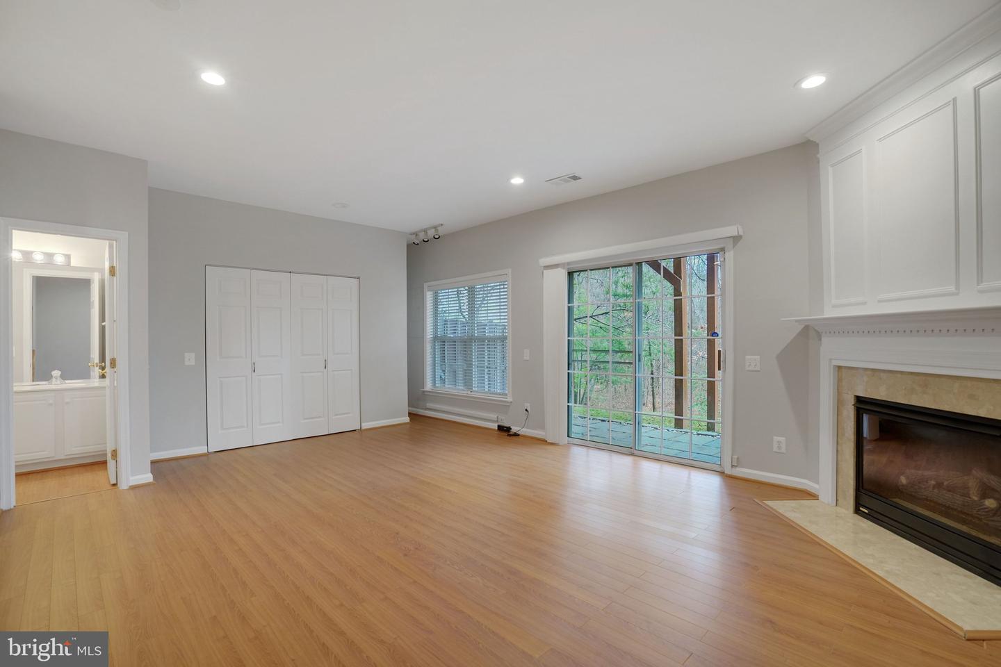 6142 MANCHESTER PARK CIR, ALEXANDRIA, Virginia 22310, 4 Bedrooms Bedrooms, ,3 BathroomsBathrooms,Residential,For sale,6142 MANCHESTER PARK CIR,VAFX2283698 MLS # VAFX2283698