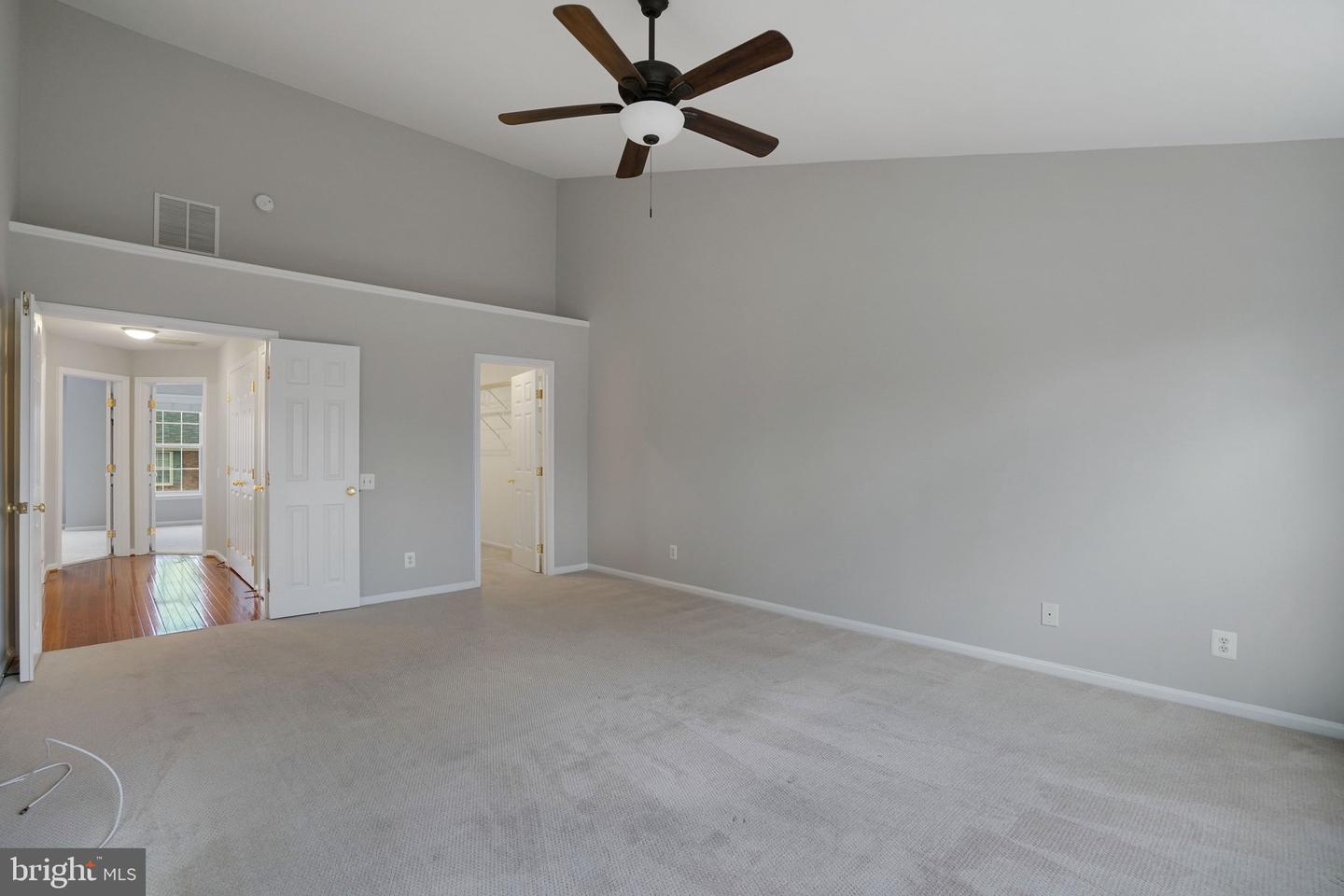 6142 MANCHESTER PARK CIR, ALEXANDRIA, Virginia 22310, 4 Bedrooms Bedrooms, ,3 BathroomsBathrooms,Residential,For sale,6142 MANCHESTER PARK CIR,VAFX2283698 MLS # VAFX2283698