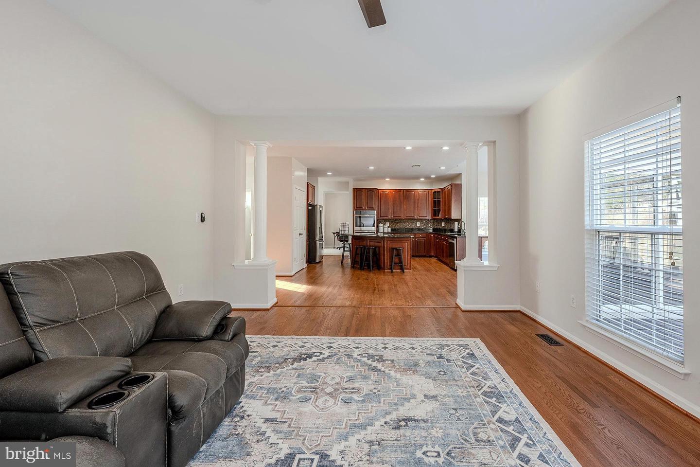 156 MEADOWVIEW LN, WARRENTON, Virginia 20186, 4 Bedrooms Bedrooms, ,3 BathroomsBathrooms,Residential,For sale,156 MEADOWVIEW LN,VAFQ2020020 MLS # VAFQ2020020 156 MEADOWVIEW LN, WARRENTON, Virginia 20186, 4 Bedrooms Bedrooms, ,3 BathroomsBathrooms,Residential,For sale,156 MEADOWVIEW LN,VAFQ2020020 MLS # VAFQ2020020