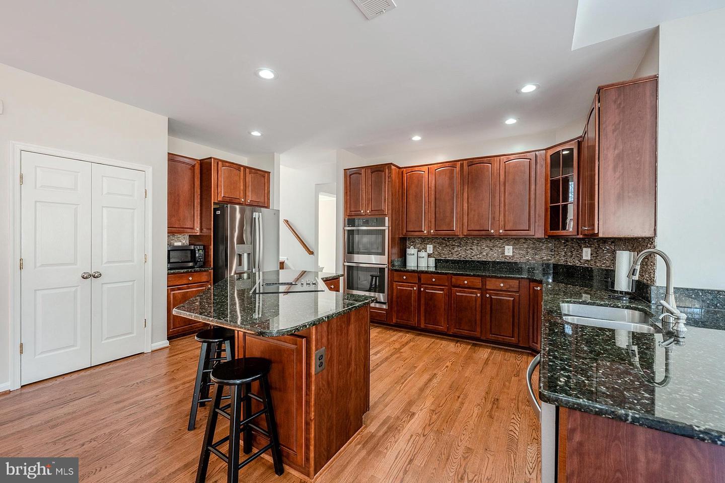 156 MEADOWVIEW LN, WARRENTON, Virginia 20186, 4 Bedrooms Bedrooms, ,3 BathroomsBathrooms,Residential,For sale,156 MEADOWVIEW LN,VAFQ2020020 MLS # VAFQ2020020 156 MEADOWVIEW LN, WARRENTON, Virginia 20186, 4 Bedrooms Bedrooms, ,3 BathroomsBathrooms,Residential,For sale,156 MEADOWVIEW LN,VAFQ2020020 MLS # VAFQ2020020