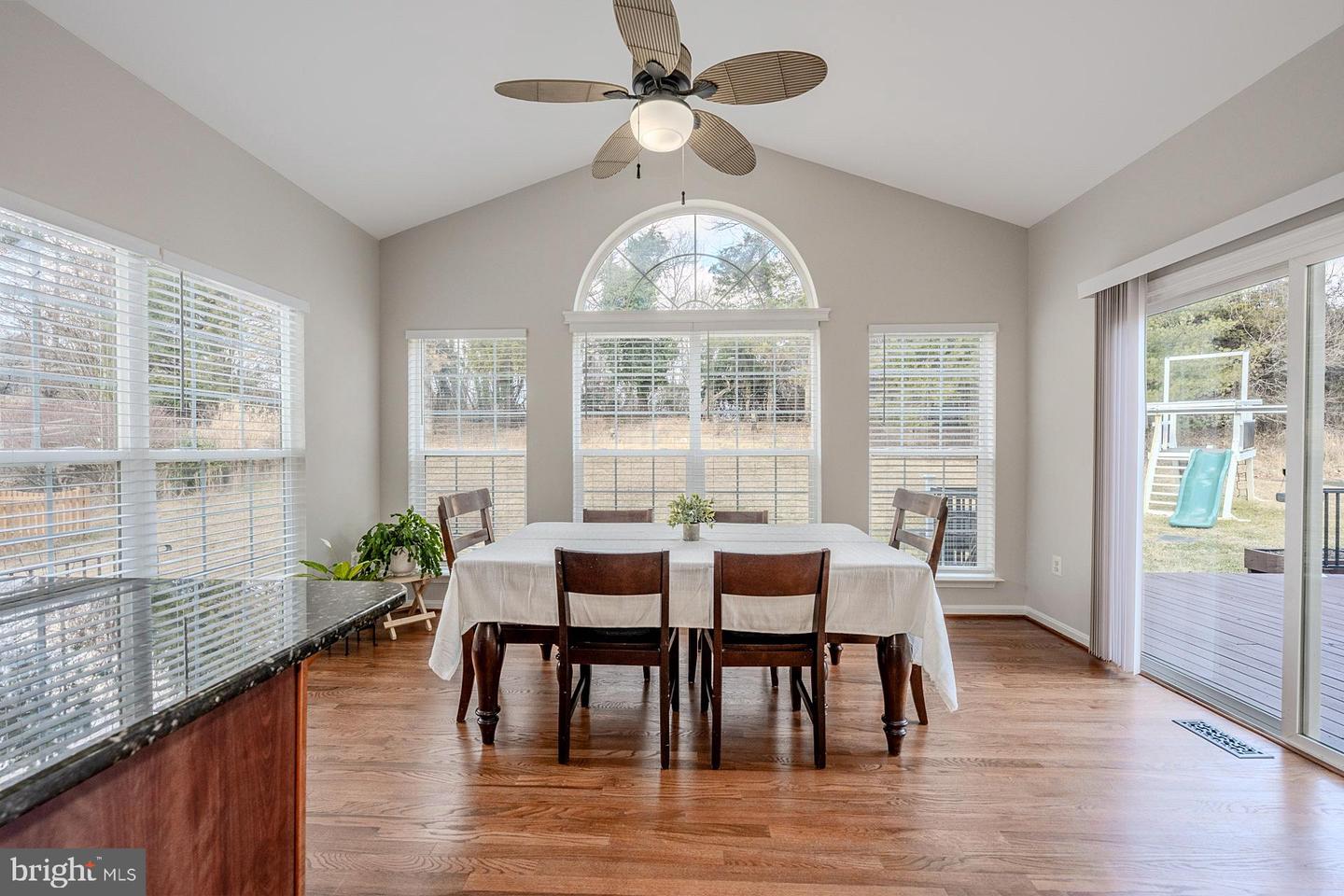 156 MEADOWVIEW LN, WARRENTON, Virginia 20186, 4 Bedrooms Bedrooms, ,3 BathroomsBathrooms,Residential,For sale,156 MEADOWVIEW LN,VAFQ2020020 MLS # VAFQ2020020 156 MEADOWVIEW LN, WARRENTON, Virginia 20186, 4 Bedrooms Bedrooms, ,3 BathroomsBathrooms,Residential,For sale,156 MEADOWVIEW LN,VAFQ2020020 MLS # VAFQ2020020