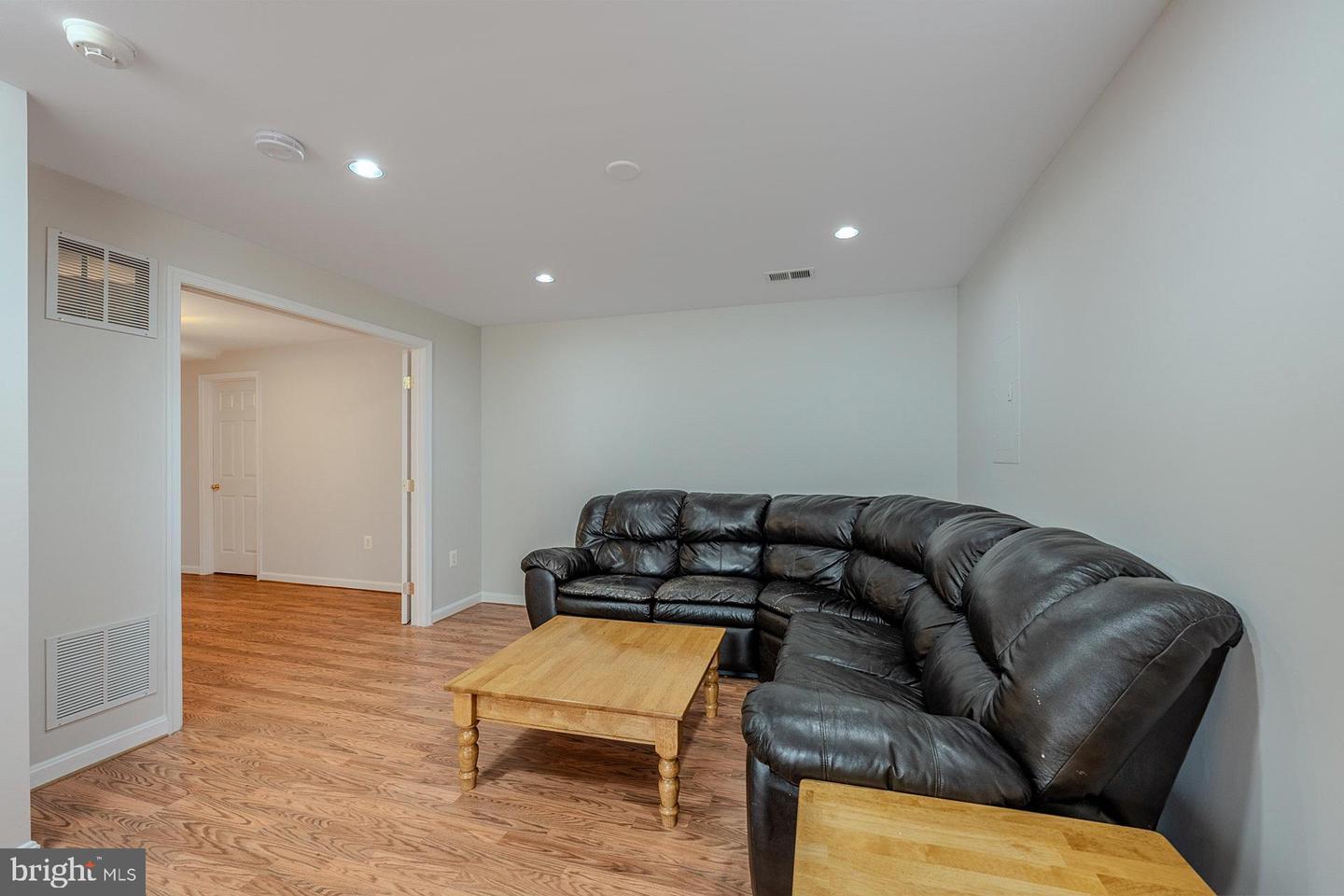 156 MEADOWVIEW LN, WARRENTON, Virginia 20186, 4 Bedrooms Bedrooms, ,3 BathroomsBathrooms,Residential,For sale,156 MEADOWVIEW LN,VAFQ2020020 MLS # VAFQ2020020 156 MEADOWVIEW LN, WARRENTON, Virginia 20186, 4 Bedrooms Bedrooms, ,3 BathroomsBathrooms,Residential,For sale,156 MEADOWVIEW LN,VAFQ2020020 MLS # VAFQ2020020