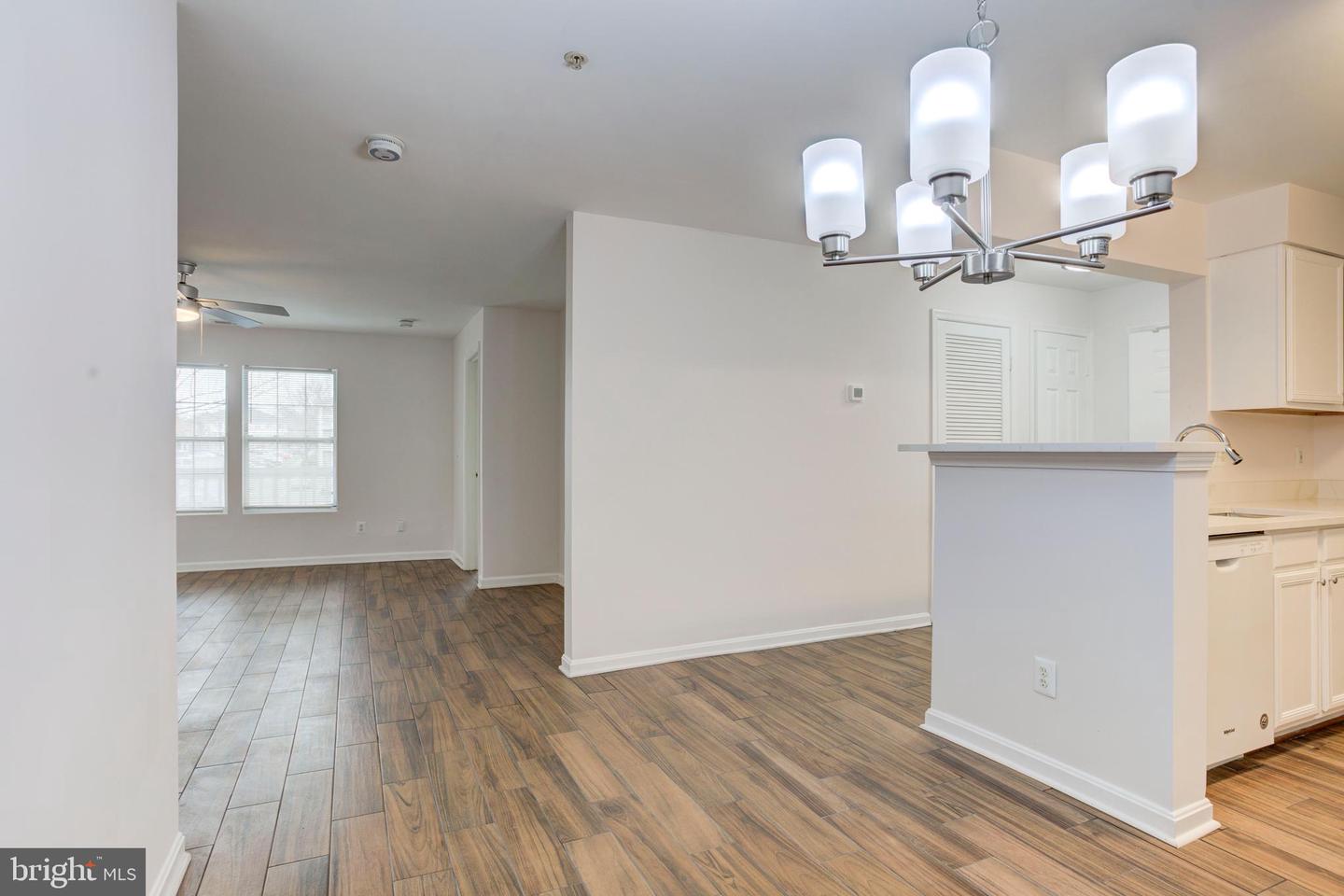 14174 CUDDY LOOP #204, WOODBRIDGE, Virginia 22193, 2 Bedrooms Bedrooms, ,2 BathroomsBathrooms,Residential,For sale,14174 CUDDY LOOP #204,VAPW2109924 MLS # VAPW2109924