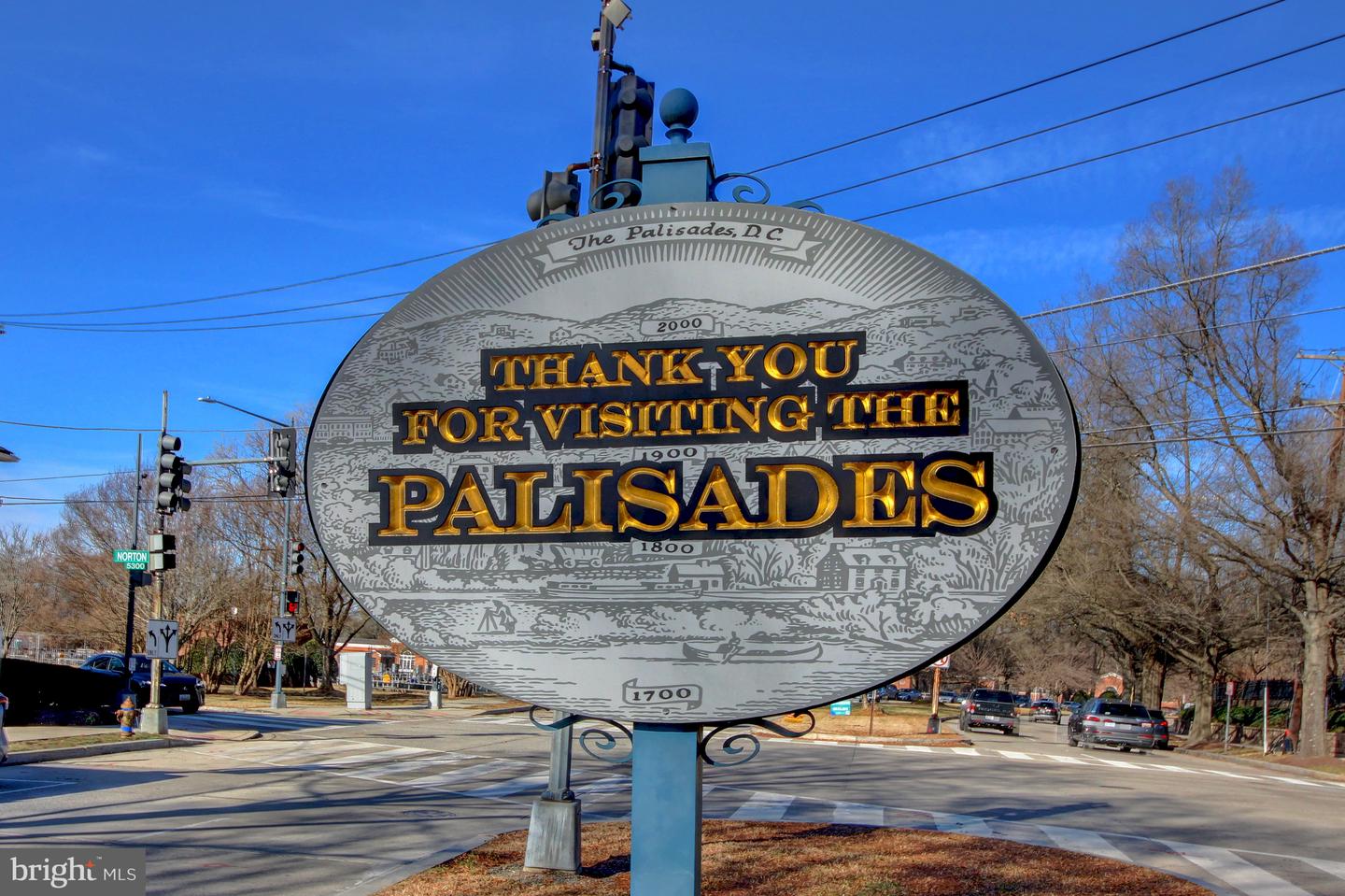 5814 MACARTHUR BLVD NW, WASHINGTON, District Of Columbia 20016, 3 Bedrooms Bedrooms, ,2 BathroomsBathrooms,Residential,For sale,5814 MACARTHUR BLVD NW,DCDC2239796 MLS # DCDC2239796