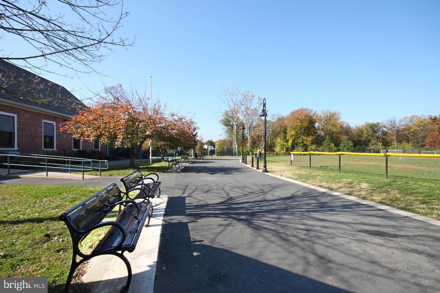 5814 MACARTHUR BLVD NW, WASHINGTON, District Of Columbia 20016, 3 Bedrooms Bedrooms, ,2 BathroomsBathrooms,Residential,For sale,5814 MACARTHUR BLVD NW,DCDC2239796 MLS # DCDC2239796