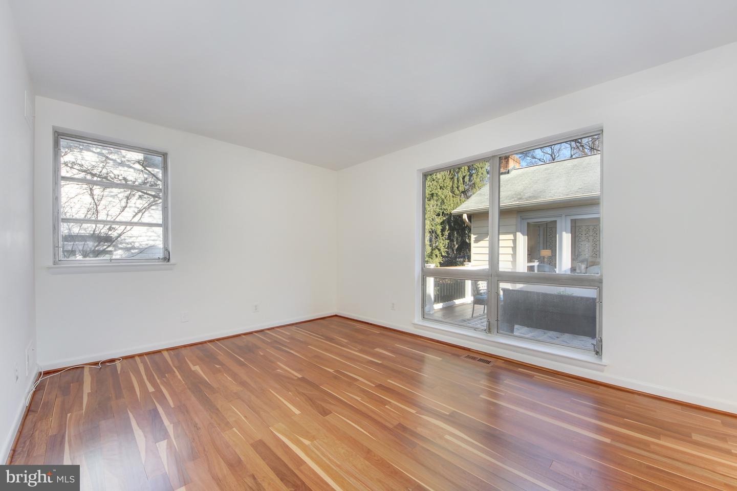 5814 MACARTHUR BLVD NW, WASHINGTON, District Of Columbia 20016, 3 Bedrooms Bedrooms, ,2 BathroomsBathrooms,Residential,For sale,5814 MACARTHUR BLVD NW,DCDC2239796 MLS # DCDC2239796