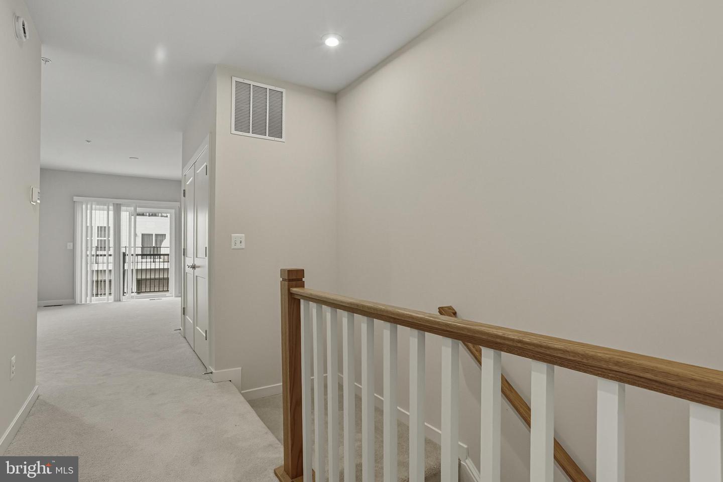 20280 NEWFOUNDLAND SQ, ASHBURN, Virginia 20147, 2 Bedrooms Bedrooms, ,2 BathroomsBathrooms,Residential,For sale,20280 NEWFOUNDLAND SQ,VALO2113478 MLS # VALO2113478