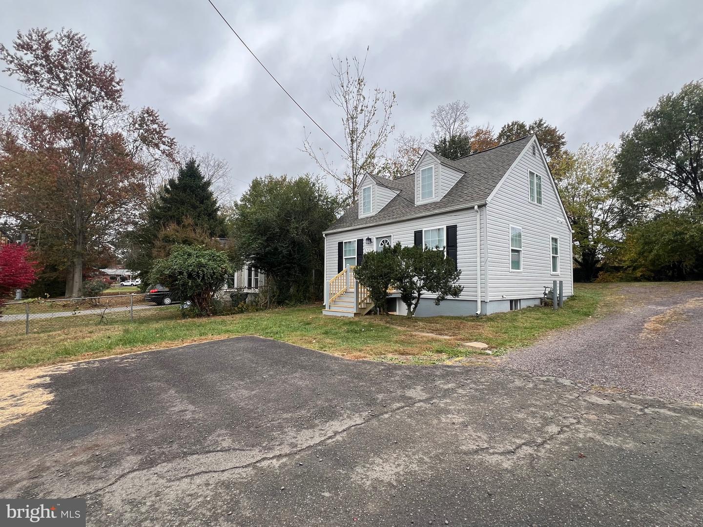 1231 SPERRYVILLE PIKE, CULPEPER, Virginia 22701, 3 Bedrooms Bedrooms, 6 Rooms Rooms,2 BathroomsBathrooms,Residential,For sale,1231 SPERRYVILLE PIKE,VACU2012338 MLS # VACU2012338