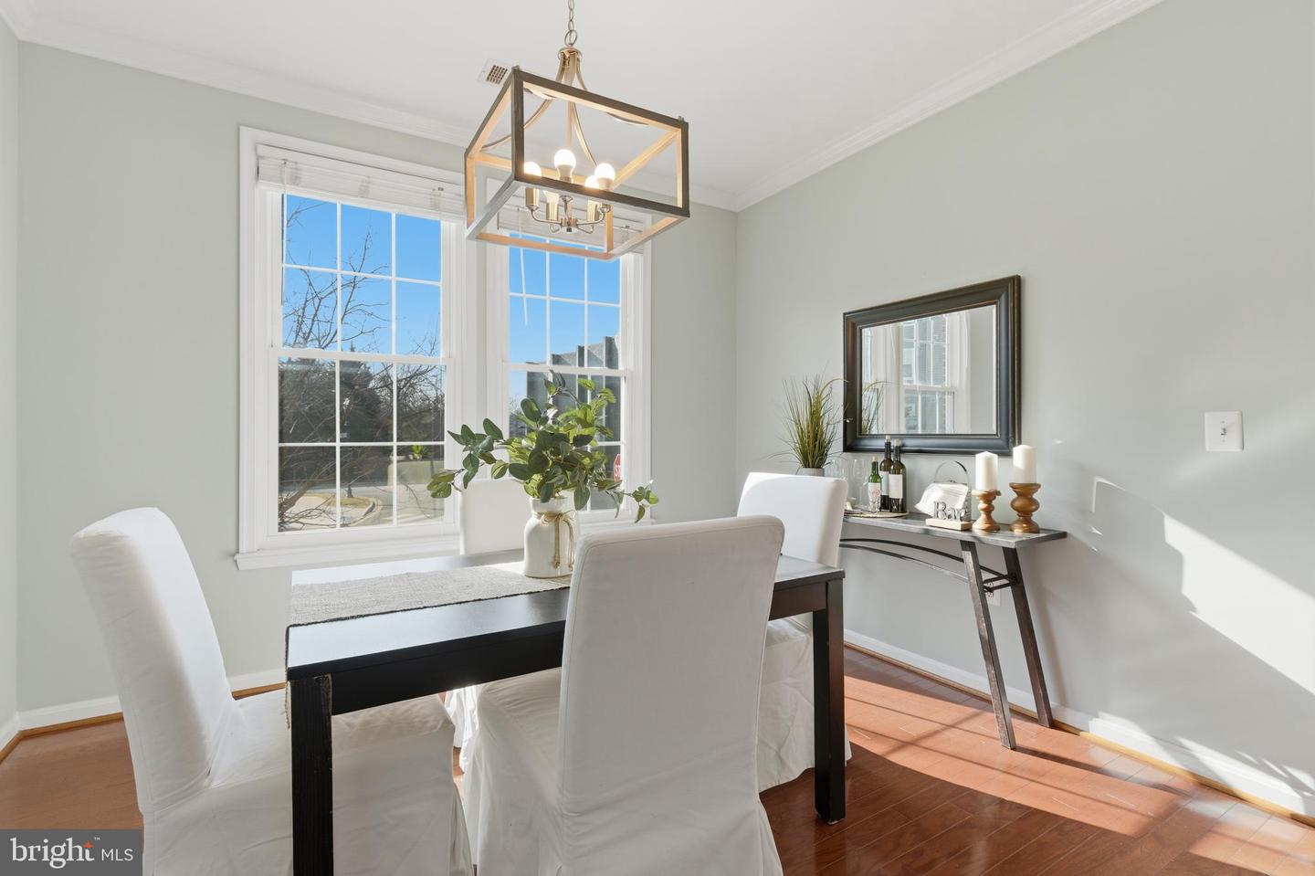 2465 ARMY NAVY DR #1-211, ARLINGTON, Virginia 22206, 3 Bedrooms Bedrooms, ,2 BathroomsBathrooms,Residential,For sale,2465 ARMY NAVY DR #1-211,VAAR2067476 MLS # VAAR2067476