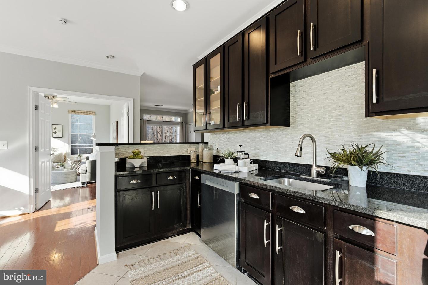 2465 ARMY NAVY DR #1-211, ARLINGTON, Virginia 22206, 3 Bedrooms Bedrooms, ,2 BathroomsBathrooms,Residential,For sale,2465 ARMY NAVY DR #1-211,VAAR2067476 MLS # VAAR2067476