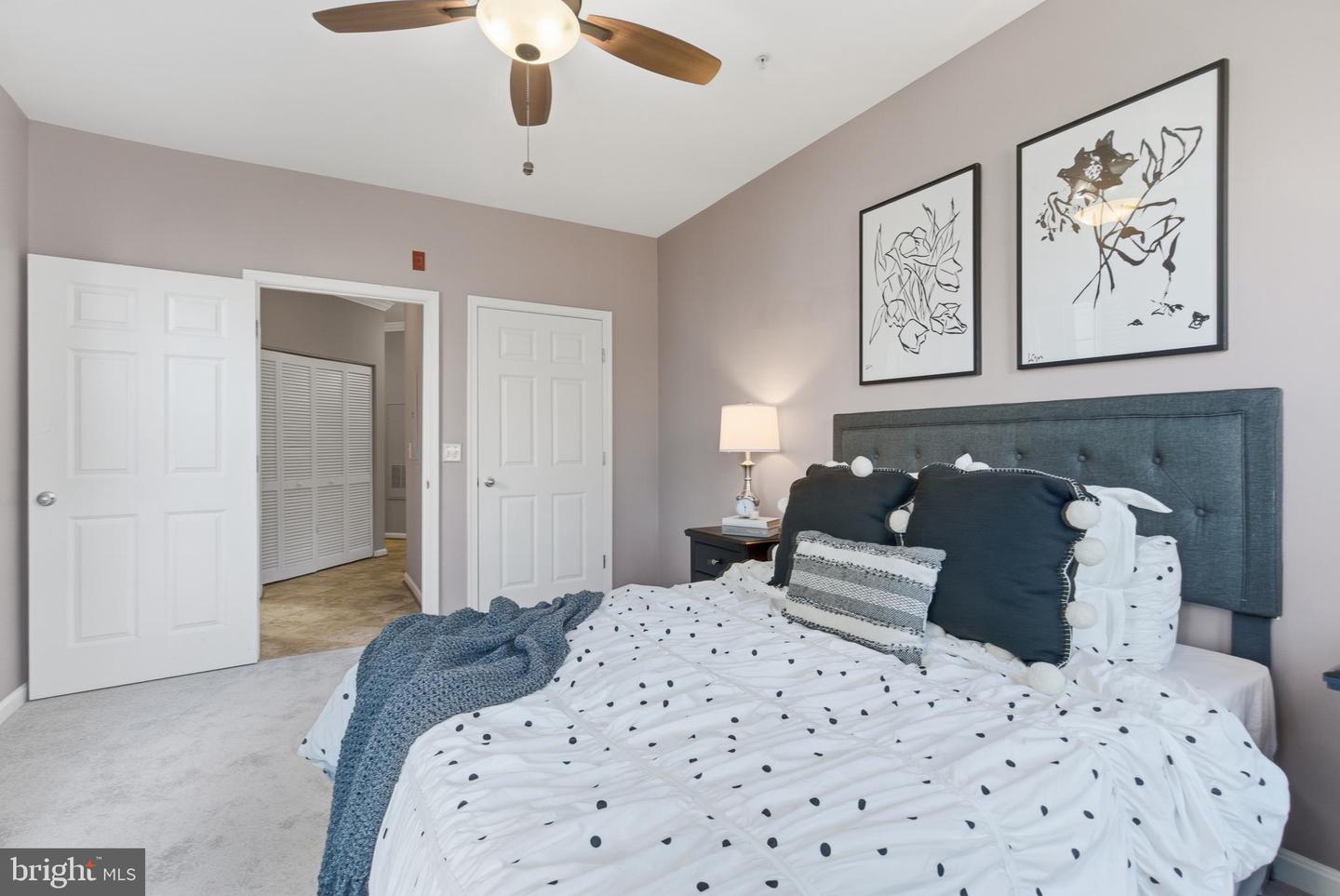 2465 ARMY NAVY DR #1-211, ARLINGTON, Virginia 22206, 3 Bedrooms Bedrooms, ,2 BathroomsBathrooms,Residential,For sale,2465 ARMY NAVY DR #1-211,VAAR2067476 MLS # VAAR2067476