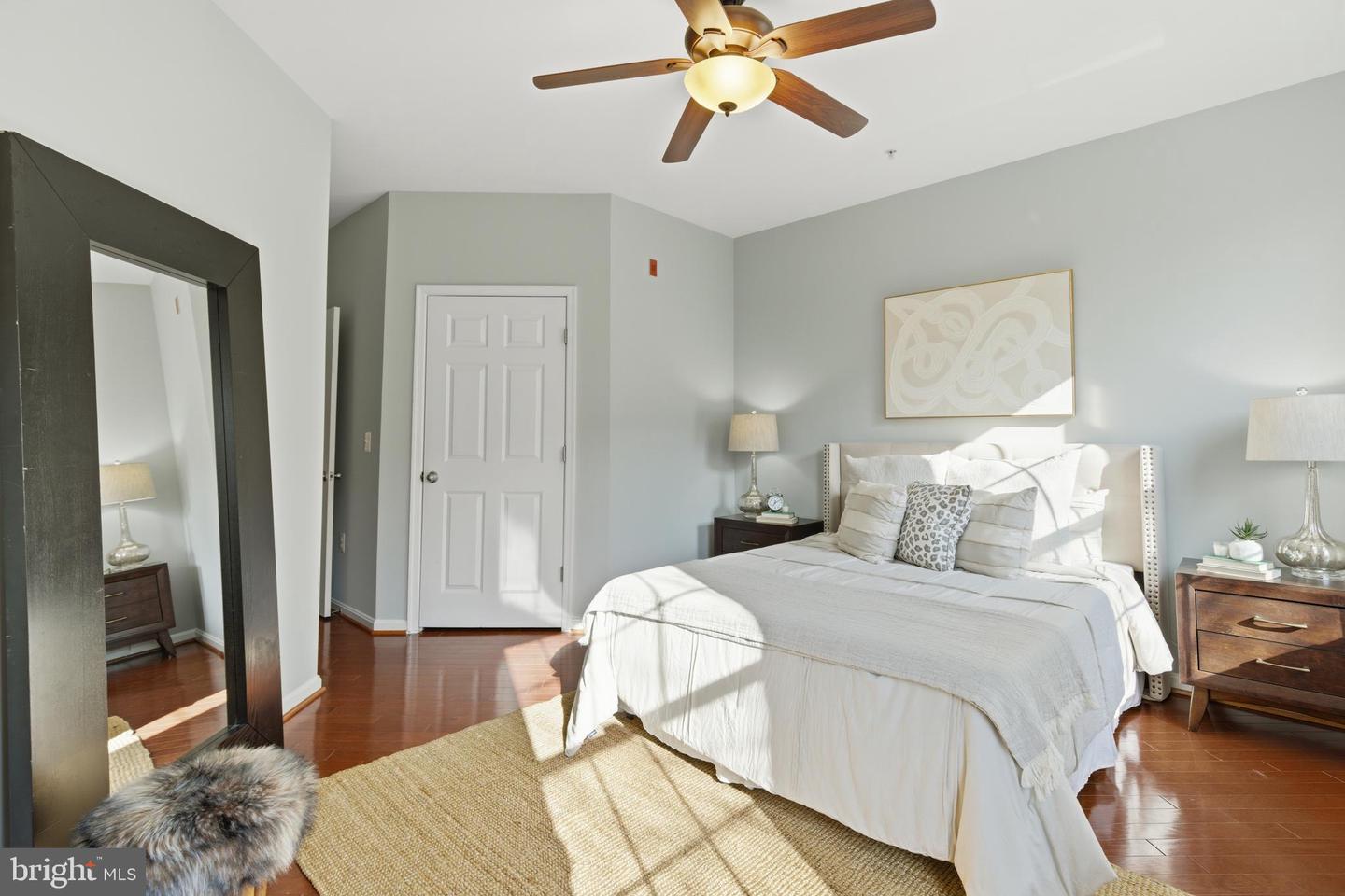 2465 ARMY NAVY DR #1-211, ARLINGTON, Virginia 22206, 3 Bedrooms Bedrooms, ,2 BathroomsBathrooms,Residential,For sale,2465 ARMY NAVY DR #1-211,VAAR2067476 MLS # VAAR2067476