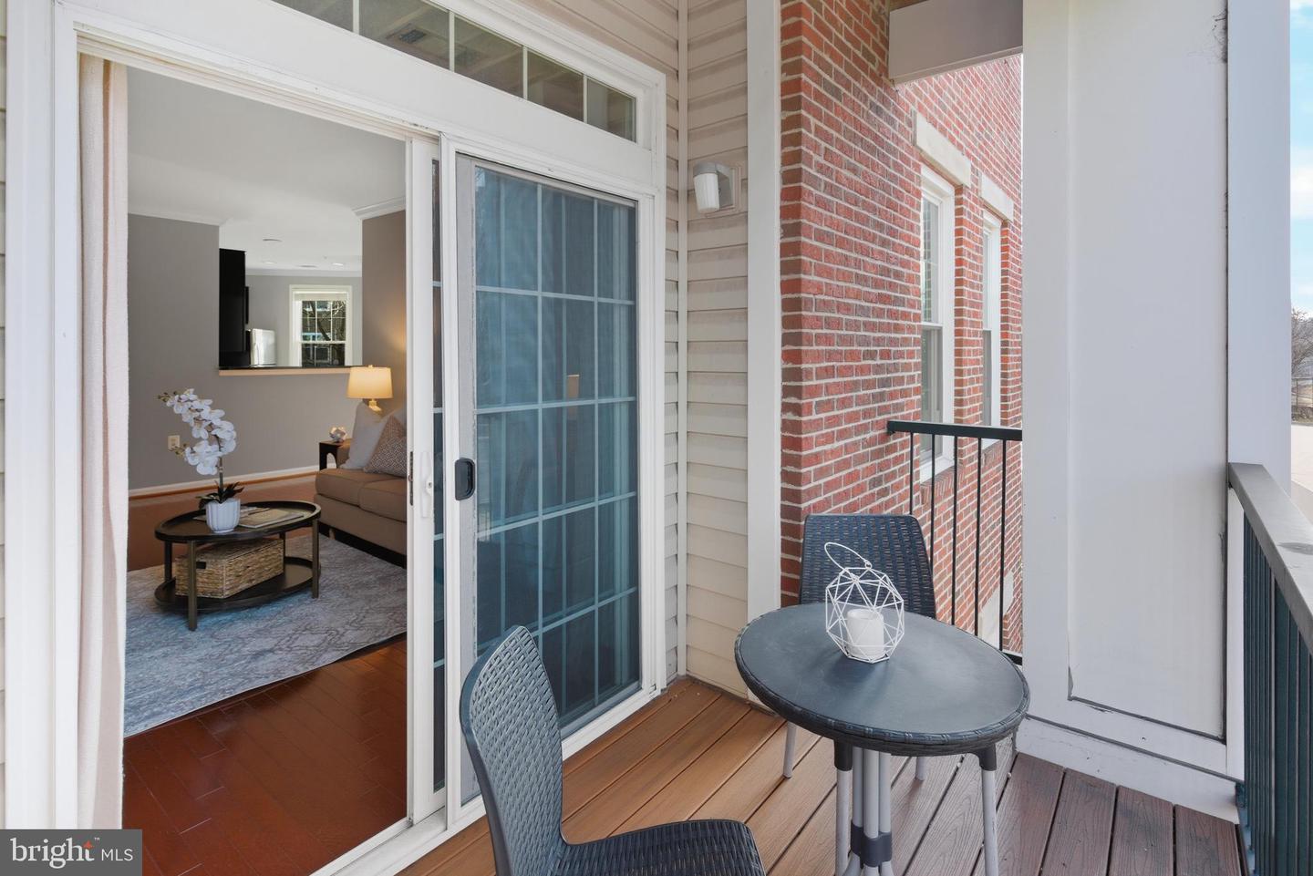 2465 ARMY NAVY DR #1-211, ARLINGTON, Virginia 22206, 3 Bedrooms Bedrooms, ,2 BathroomsBathrooms,Residential,For sale,2465 ARMY NAVY DR #1-211,VAAR2067476 MLS # VAAR2067476