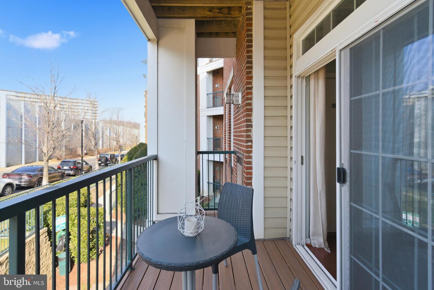 2465 ARMY NAVY DR #1-211, ARLINGTON, Virginia 22206, 3 Bedrooms Bedrooms, ,2 BathroomsBathrooms,Residential,For sale,2465 ARMY NAVY DR #1-211,VAAR2067476 MLS # VAAR2067476