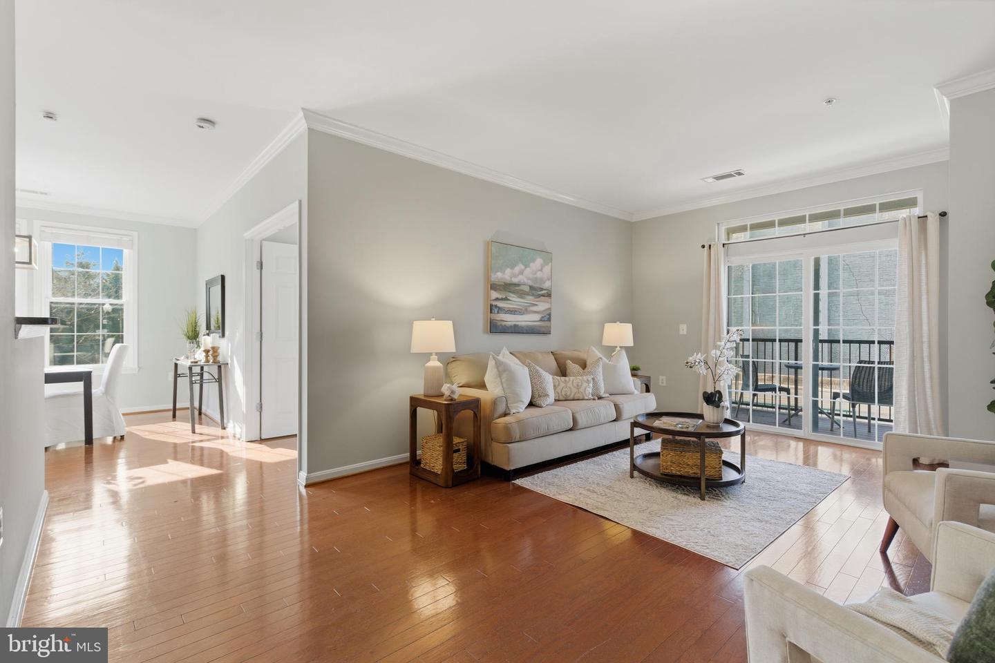 2465 ARMY NAVY DR #1-211, ARLINGTON, Virginia 22206, 3 Bedrooms Bedrooms, ,2 BathroomsBathrooms,Residential,For sale,2465 ARMY NAVY DR #1-211,VAAR2067476 MLS # VAAR2067476