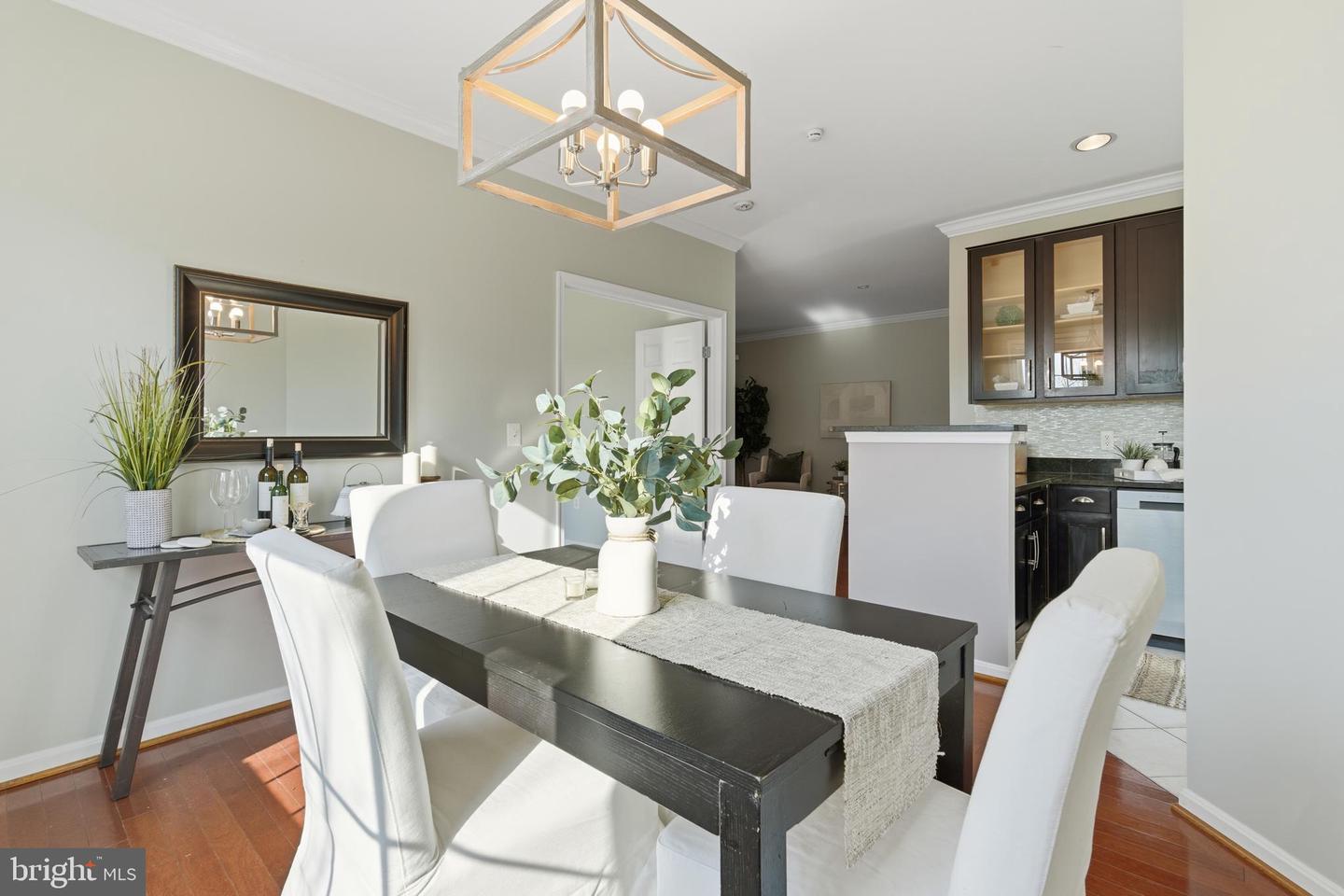 2465 ARMY NAVY DR #1-211, ARLINGTON, Virginia 22206, 3 Bedrooms Bedrooms, ,2 BathroomsBathrooms,Residential,For sale,2465 ARMY NAVY DR #1-211,VAAR2067476 MLS # VAAR2067476