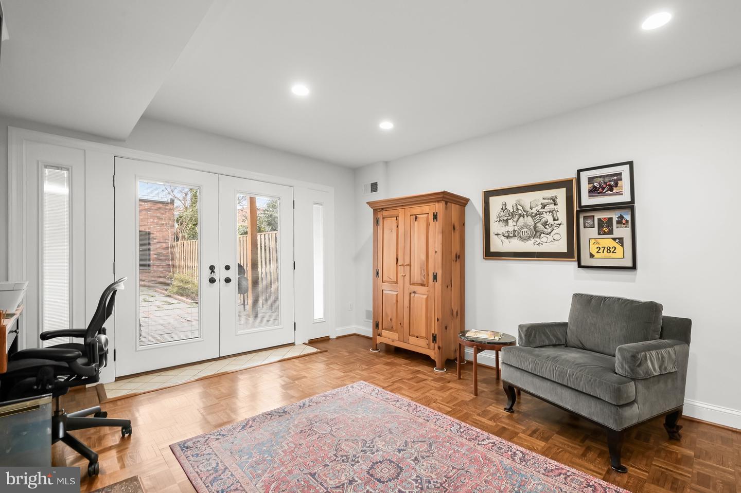 237 10TH ST SE, WASHINGTON, District Of Columbia 20003, 3 Bedrooms Bedrooms, ,2 BathroomsBathrooms,Residential,For sale,237 10TH ST SE,DCDC2240308 MLS # DCDC2240308