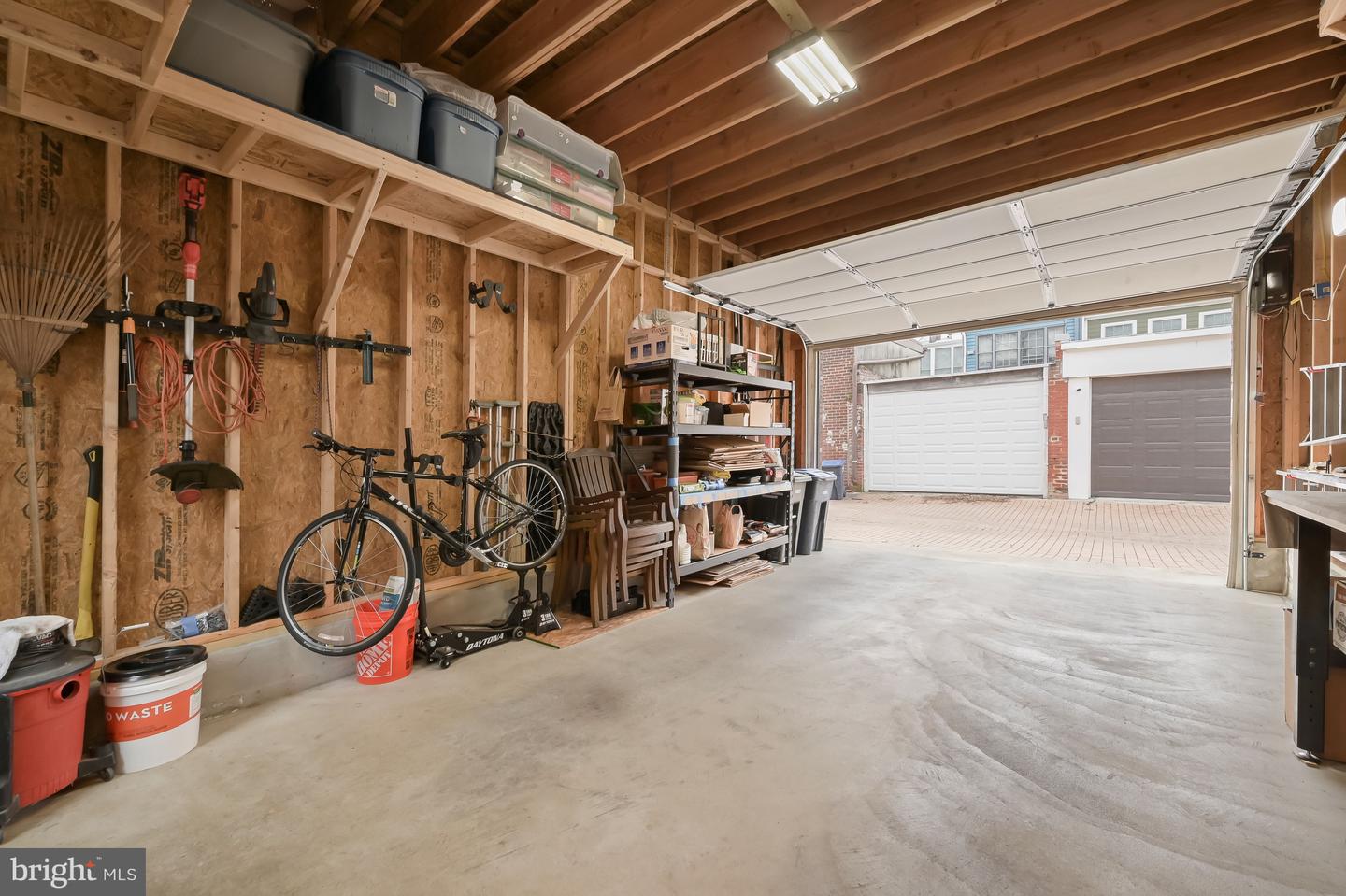 237 10TH ST SE, WASHINGTON, District Of Columbia 20003, 3 Bedrooms Bedrooms, ,2 BathroomsBathrooms,Residential,For sale,237 10TH ST SE,DCDC2240308 MLS # DCDC2240308