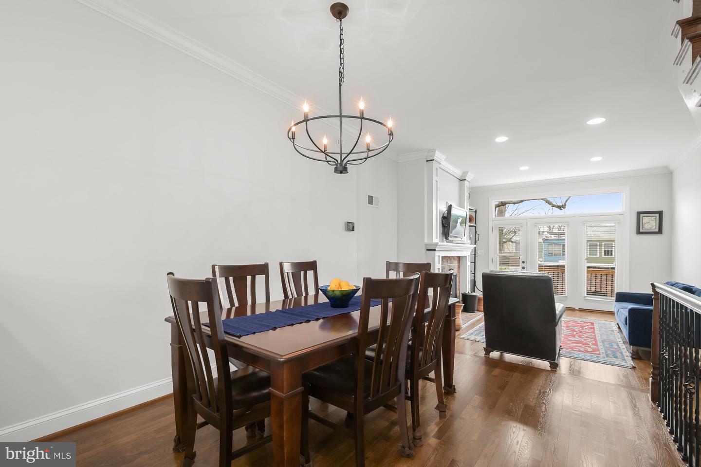 237 10TH ST SE, WASHINGTON, District Of Columbia 20003, 3 Bedrooms Bedrooms, ,2 BathroomsBathrooms,Residential,For sale,237 10TH ST SE,DCDC2240308 MLS # DCDC2240308