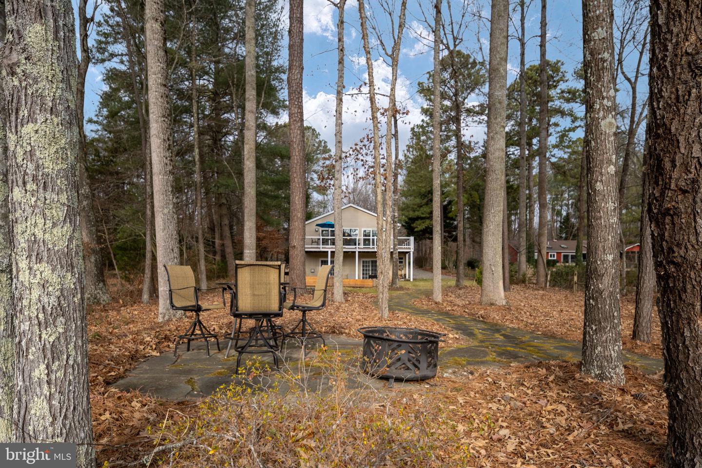 476 LAKE CAROLINE DR, RUTHER GLEN, Virginia 22546, 5 Bedrooms Bedrooms, 8 Rooms Rooms,4 BathroomsBathrooms,Residential,For sale,476 LAKE CAROLINE DR,VACV2009376 MLS # VACV2009376