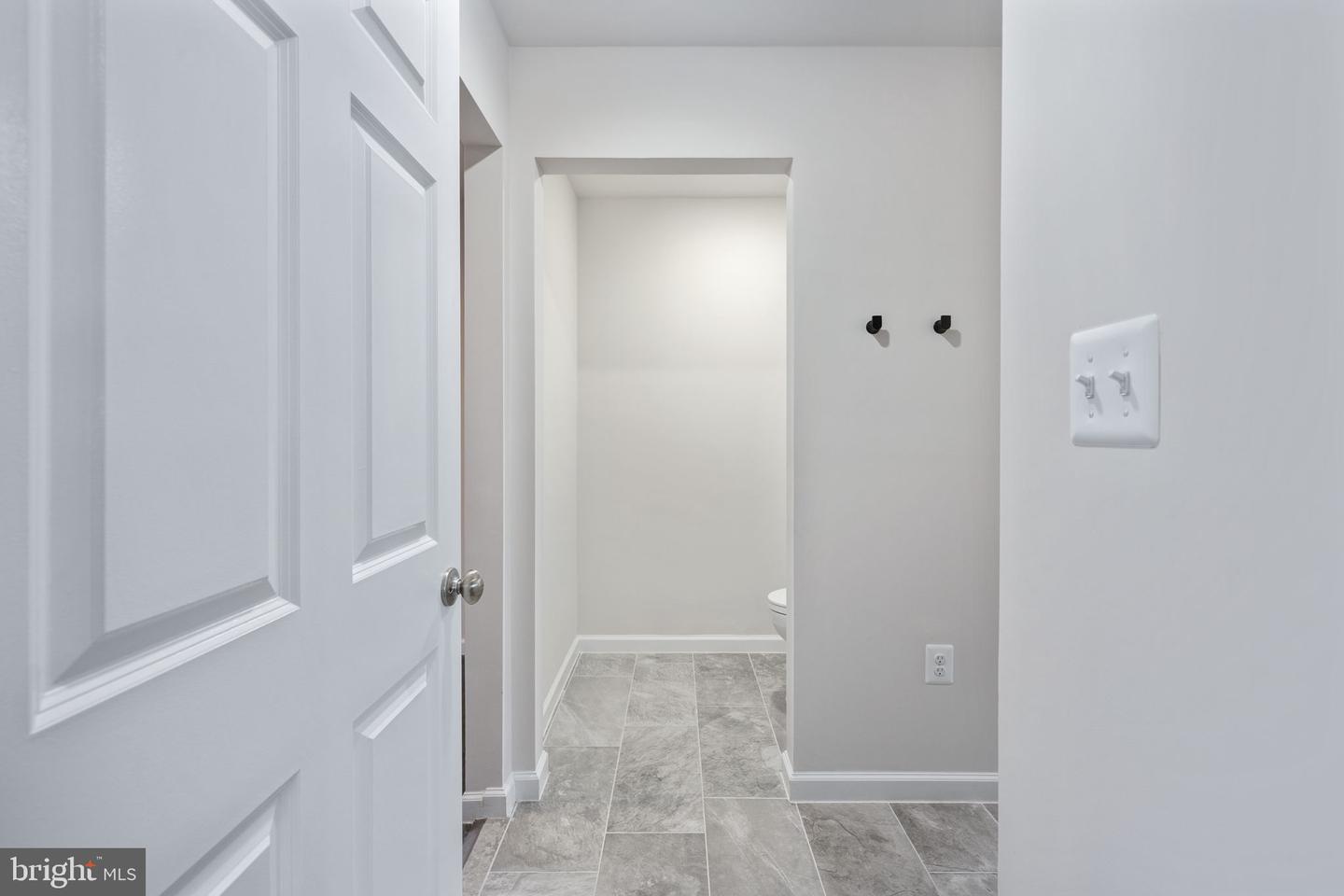 476 LAKE CAROLINE DR, RUTHER GLEN, Virginia 22546, 5 Bedrooms Bedrooms, 8 Rooms Rooms,4 BathroomsBathrooms,Residential,For sale,476 LAKE CAROLINE DR,VACV2009376 MLS # VACV2009376