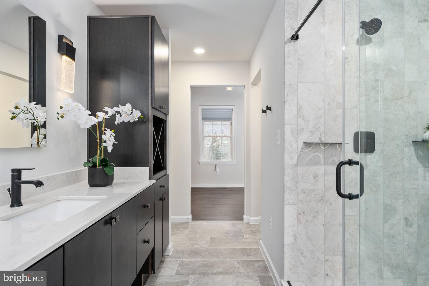 476 LAKE CAROLINE DR, RUTHER GLEN, Virginia 22546, 5 Bedrooms Bedrooms, 8 Rooms Rooms,4 BathroomsBathrooms,Residential,For sale,476 LAKE CAROLINE DR,VACV2009376 MLS # VACV2009376