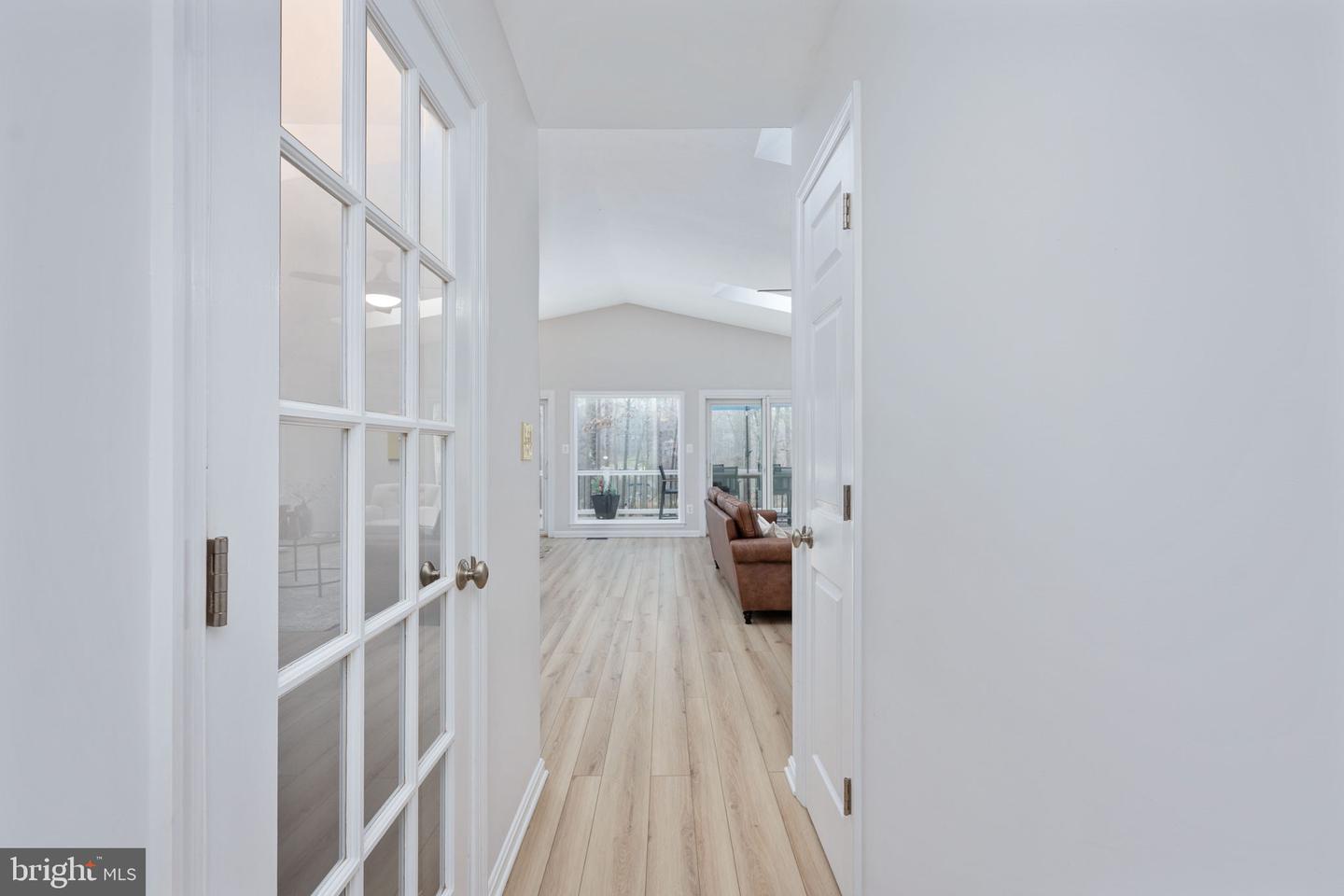 476 LAKE CAROLINE DR, RUTHER GLEN, Virginia 22546, 5 Bedrooms Bedrooms, 8 Rooms Rooms,4 BathroomsBathrooms,Residential,For sale,476 LAKE CAROLINE DR,VACV2009376 MLS # VACV2009376