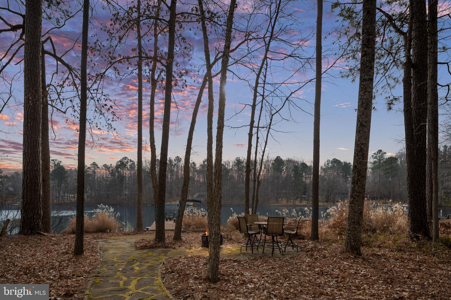 476 LAKE CAROLINE DR, RUTHER GLEN, Virginia 22546, 5 Bedrooms Bedrooms, 8 Rooms Rooms,4 BathroomsBathrooms,Residential,For sale,476 LAKE CAROLINE DR,VACV2009376 MLS # VACV2009376