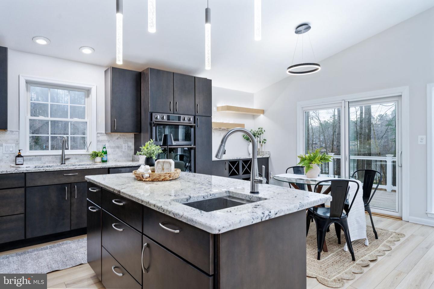 476 LAKE CAROLINE DR, RUTHER GLEN, Virginia 22546, 5 Bedrooms Bedrooms, 8 Rooms Rooms,4 BathroomsBathrooms,Residential,For sale,476 LAKE CAROLINE DR,VACV2009376 MLS # VACV2009376