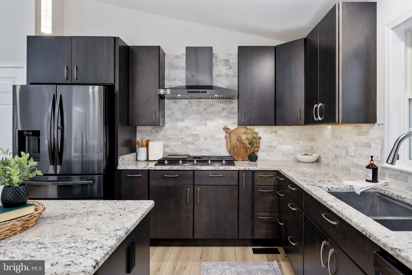 476 LAKE CAROLINE DR, RUTHER GLEN, Virginia 22546, 5 Bedrooms Bedrooms, 8 Rooms Rooms,4 BathroomsBathrooms,Residential,For sale,476 LAKE CAROLINE DR,VACV2009376 MLS # VACV2009376