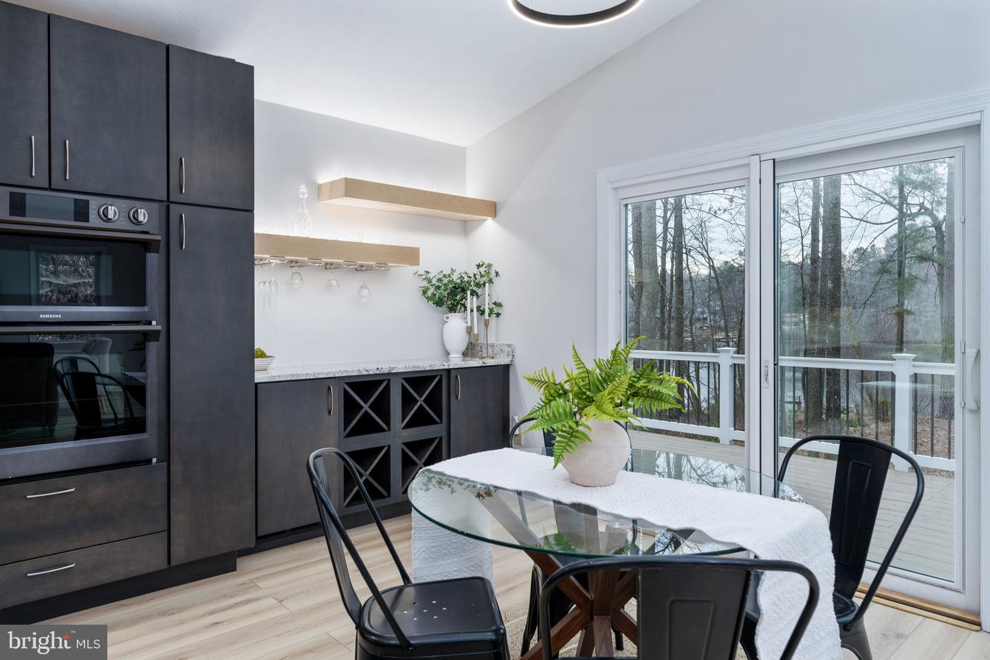 476 LAKE CAROLINE DR, RUTHER GLEN, Virginia 22546, 5 Bedrooms Bedrooms, 8 Rooms Rooms,4 BathroomsBathrooms,Residential,For sale,476 LAKE CAROLINE DR,VACV2009376 MLS # VACV2009376