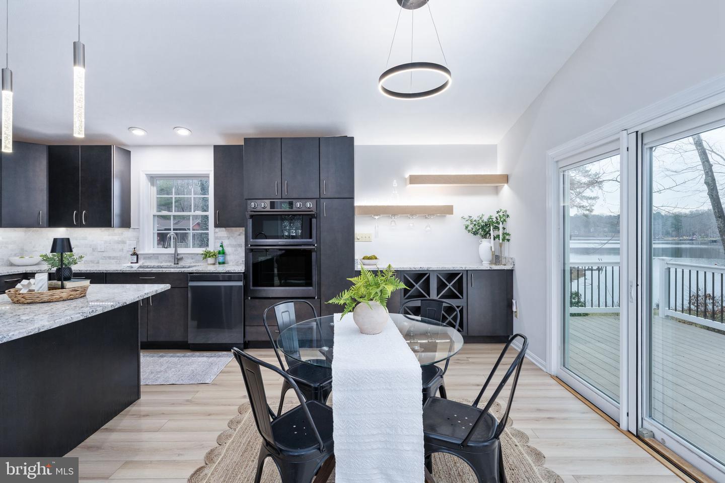 476 LAKE CAROLINE DR, RUTHER GLEN, Virginia 22546, 5 Bedrooms Bedrooms, 8 Rooms Rooms,4 BathroomsBathrooms,Residential,For sale,476 LAKE CAROLINE DR,VACV2009376 MLS # VACV2009376