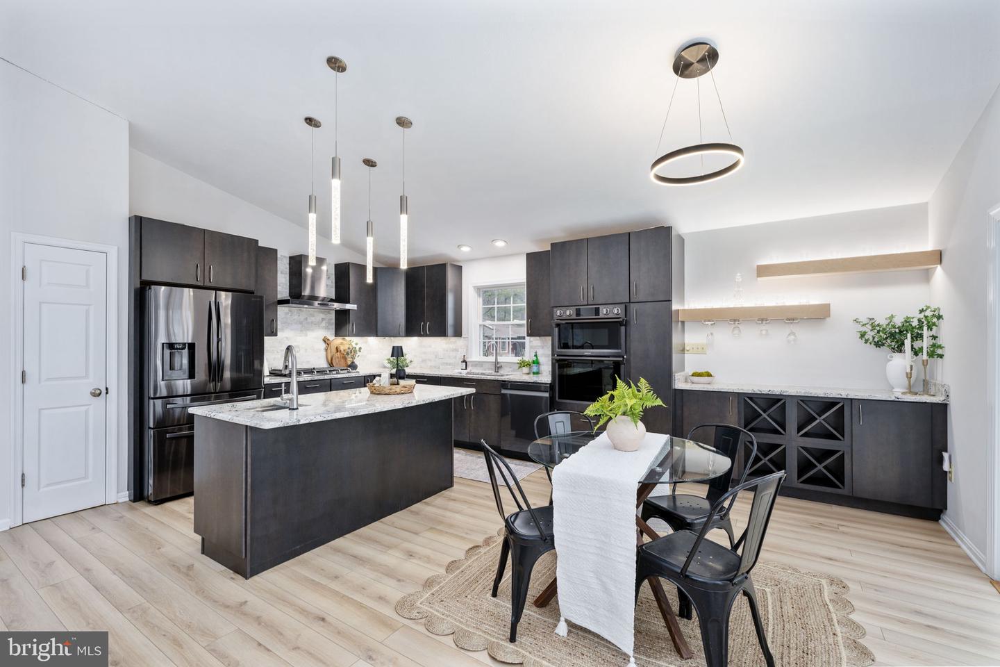 476 LAKE CAROLINE DR, RUTHER GLEN, Virginia 22546, 5 Bedrooms Bedrooms, 8 Rooms Rooms,4 BathroomsBathrooms,Residential,For sale,476 LAKE CAROLINE DR,VACV2009376 MLS # VACV2009376