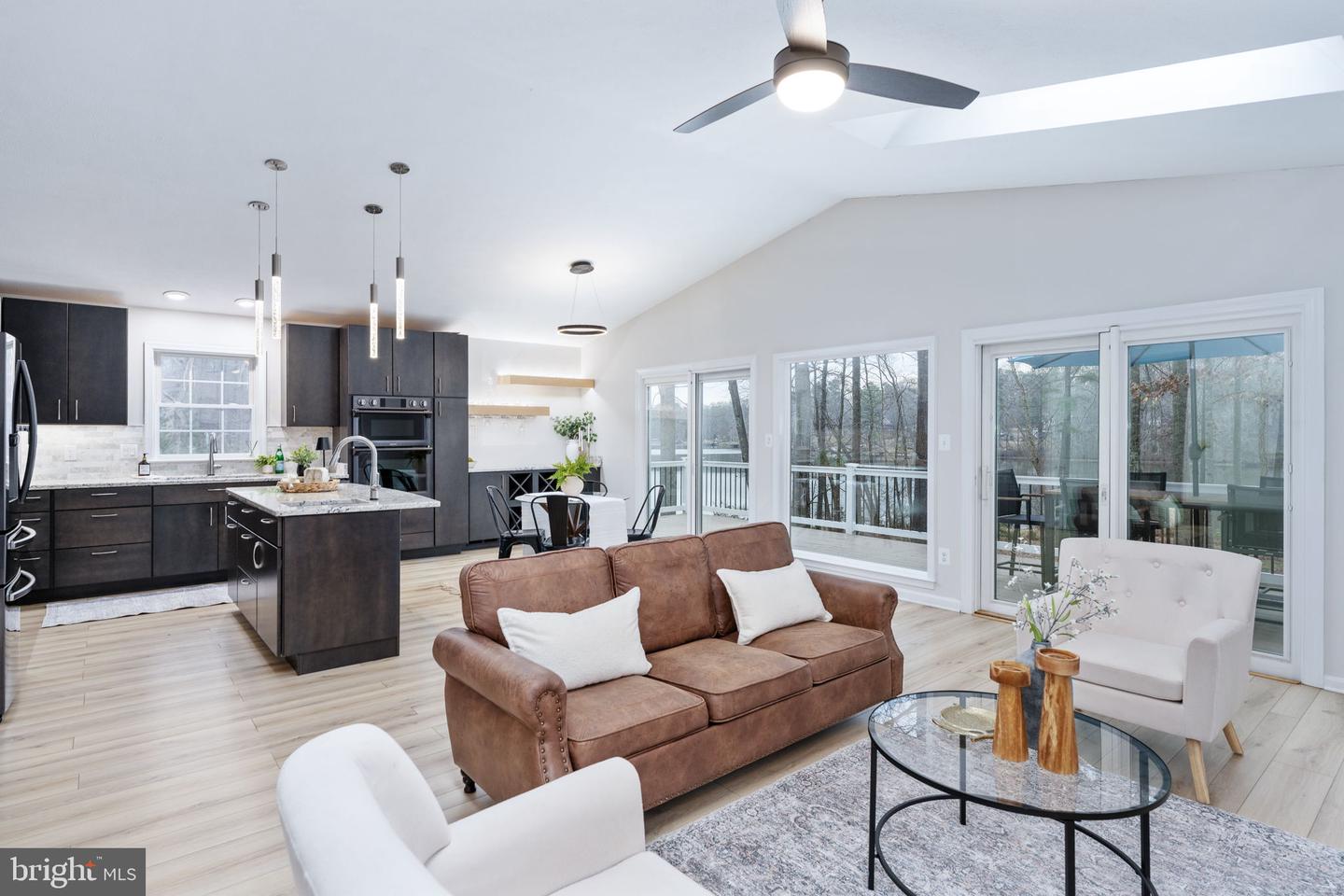 476 LAKE CAROLINE DR, RUTHER GLEN, Virginia 22546, 5 Bedrooms Bedrooms, 8 Rooms Rooms,4 BathroomsBathrooms,Residential,For sale,476 LAKE CAROLINE DR,VACV2009376 MLS # VACV2009376