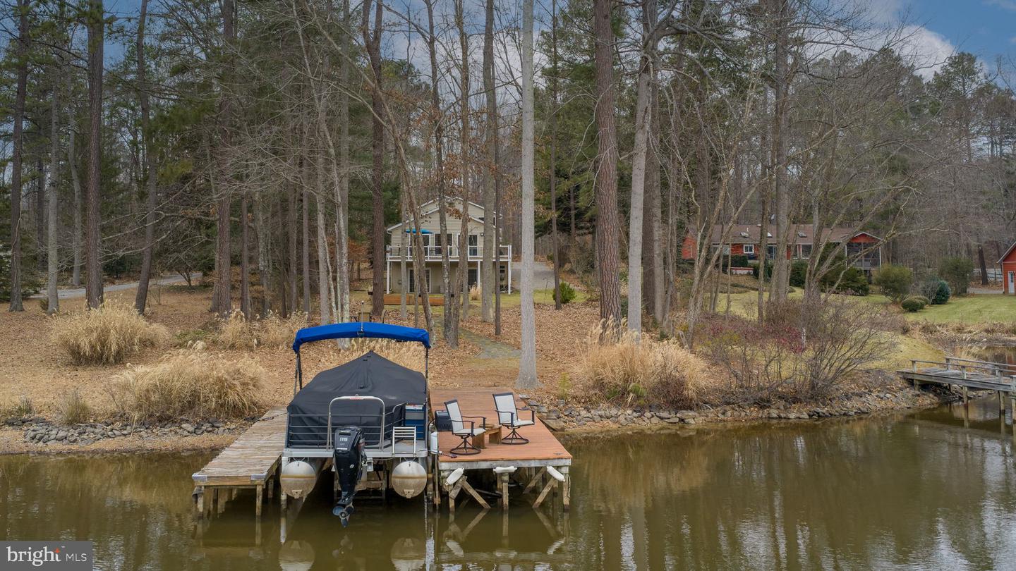 476 LAKE CAROLINE DR, RUTHER GLEN, Virginia 22546, 5 Bedrooms Bedrooms, 8 Rooms Rooms,4 BathroomsBathrooms,Residential,For sale,476 LAKE CAROLINE DR,VACV2009376 MLS # VACV2009376