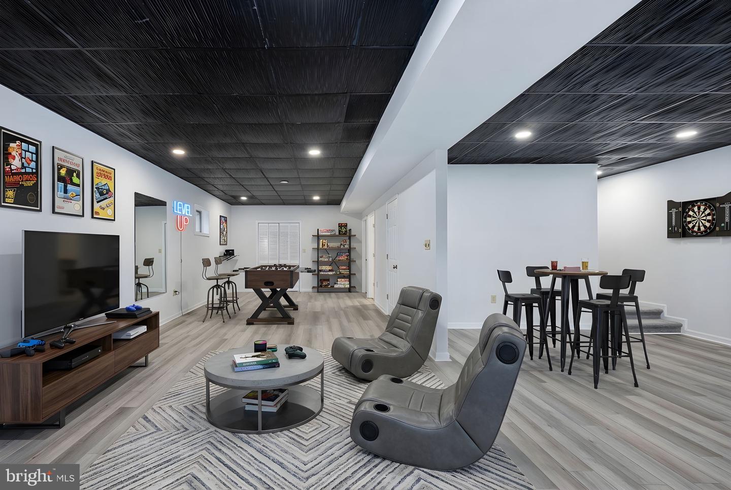 476 LAKE CAROLINE DR, RUTHER GLEN, Virginia 22546, 5 Bedrooms Bedrooms, 8 Rooms Rooms,4 BathroomsBathrooms,Residential,For sale,476 LAKE CAROLINE DR,VACV2009376 MLS # VACV2009376