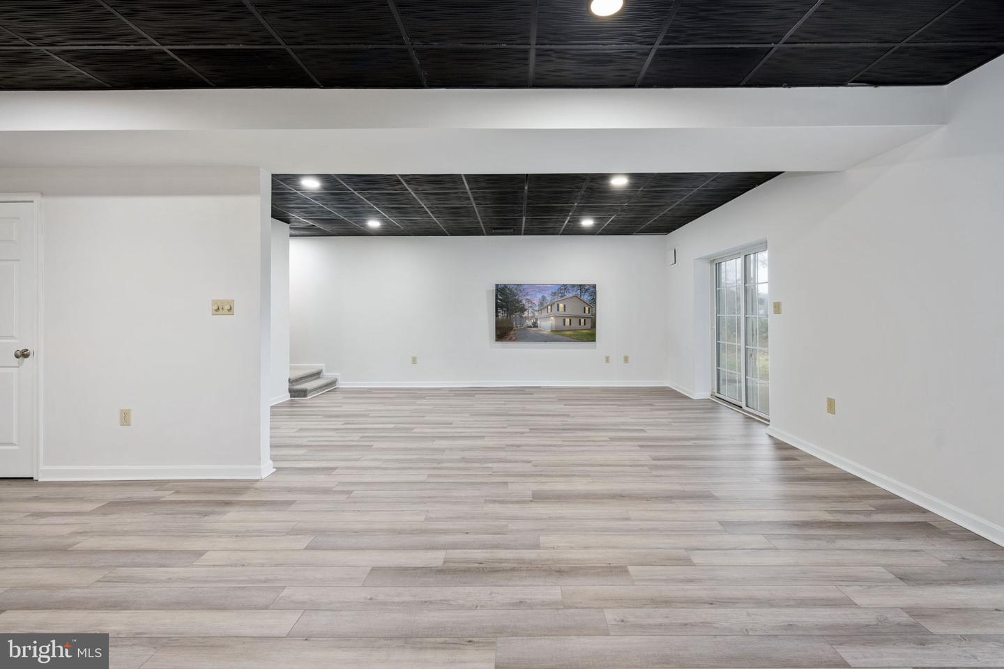 476 LAKE CAROLINE DR, RUTHER GLEN, Virginia 22546, 5 Bedrooms Bedrooms, 8 Rooms Rooms,4 BathroomsBathrooms,Residential,For sale,476 LAKE CAROLINE DR,VACV2009376 MLS # VACV2009376