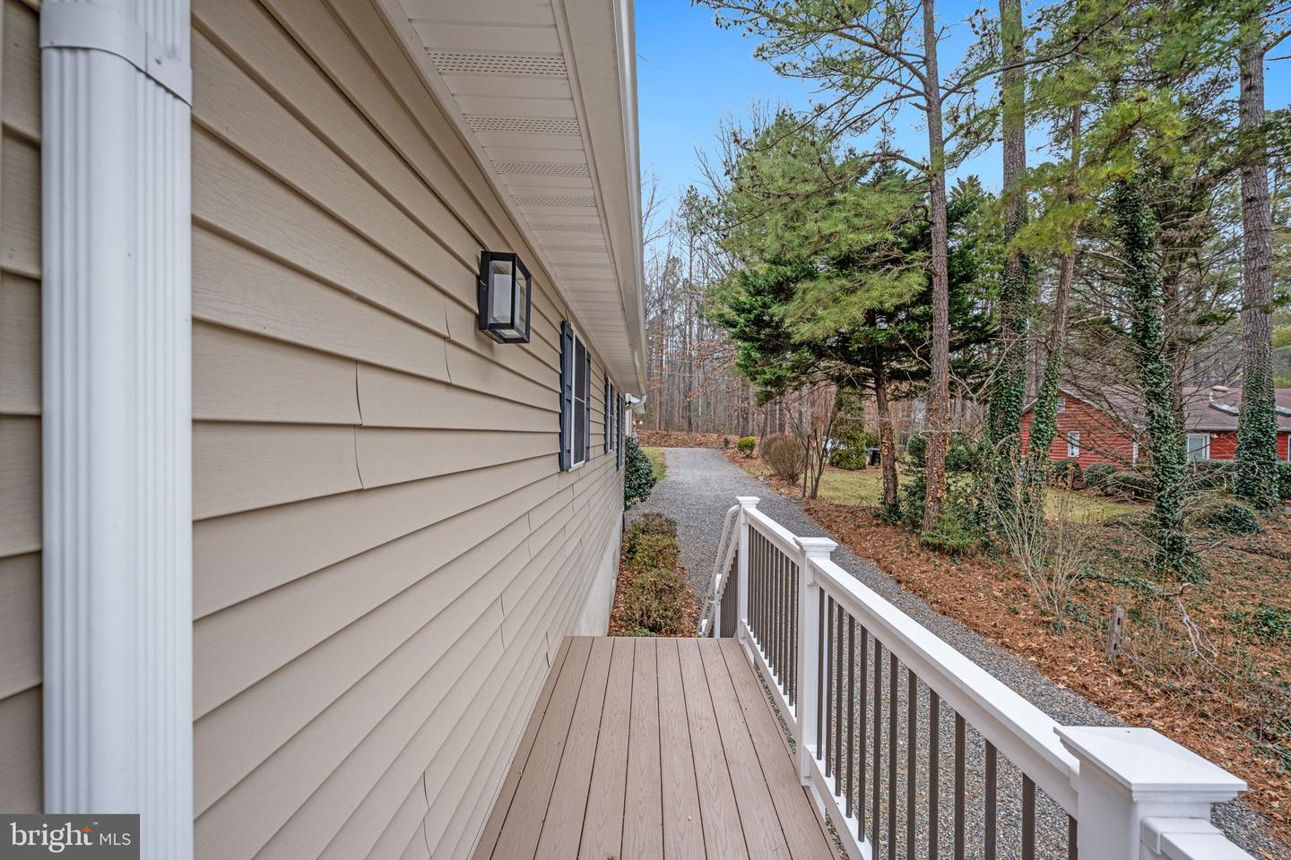 476 LAKE CAROLINE DR, RUTHER GLEN, Virginia 22546, 5 Bedrooms Bedrooms, 8 Rooms Rooms,4 BathroomsBathrooms,Residential,For sale,476 LAKE CAROLINE DR,VACV2009376 MLS # VACV2009376