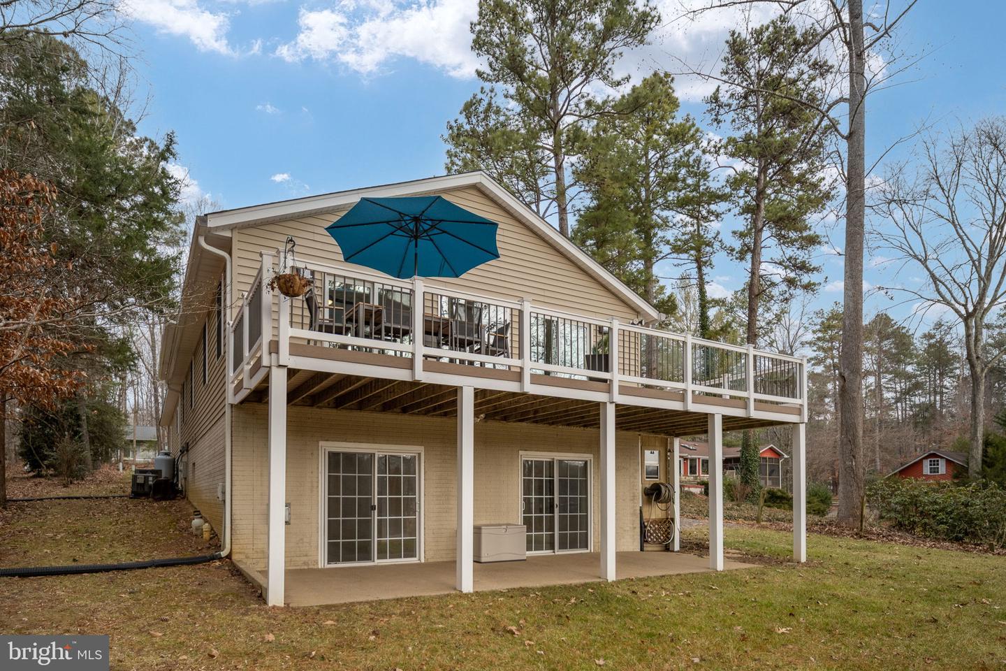 476 LAKE CAROLINE DR, RUTHER GLEN, Virginia 22546, 5 Bedrooms Bedrooms, 8 Rooms Rooms,4 BathroomsBathrooms,Residential,For sale,476 LAKE CAROLINE DR,VACV2009376 MLS # VACV2009376