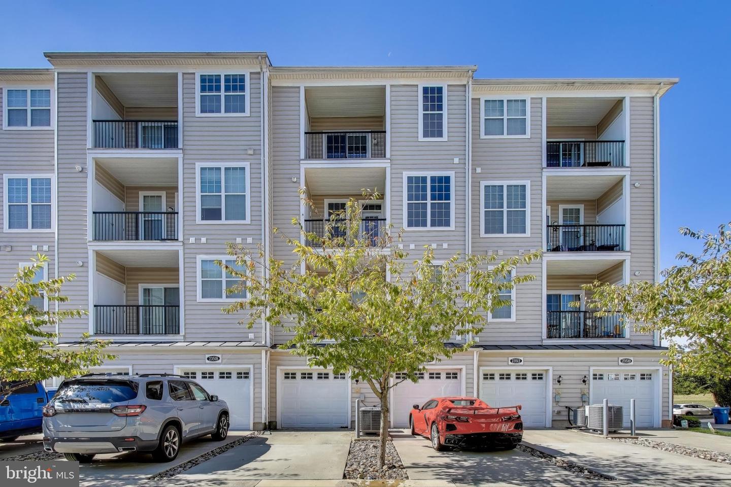 23516 HOPEWELL MANOR TER, ASHBURN, Virginia 20148, 3 Bedrooms Bedrooms, ,2 BathroomsBathrooms,Residential,For sale,23516 HOPEWELL MANOR TER,VALO2113556 MLS # VALO2113556