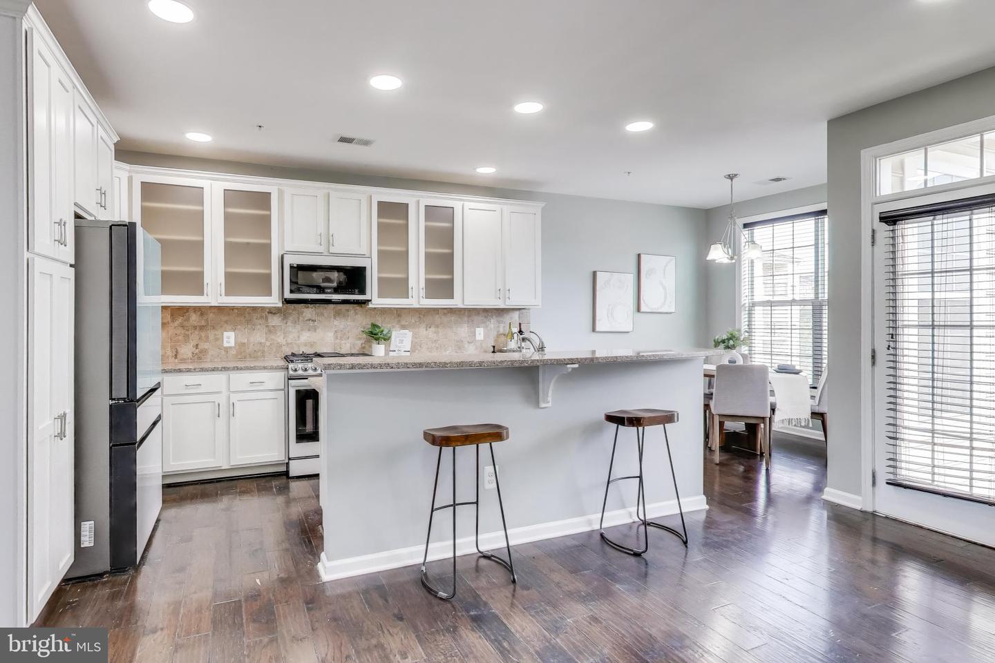 23516 HOPEWELL MANOR TER, ASHBURN, Virginia 20148, 3 Bedrooms Bedrooms, ,2 BathroomsBathrooms,Residential,For sale,23516 HOPEWELL MANOR TER,VALO2113556 MLS # VALO2113556