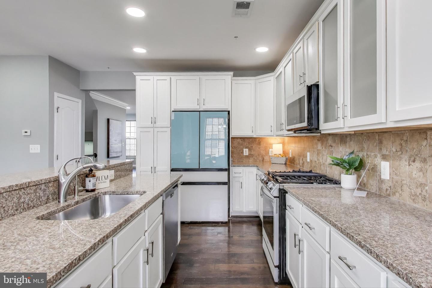 23516 HOPEWELL MANOR TER, ASHBURN, Virginia 20148, 3 Bedrooms Bedrooms, ,2 BathroomsBathrooms,Residential,For sale,23516 HOPEWELL MANOR TER,VALO2113556 MLS # VALO2113556