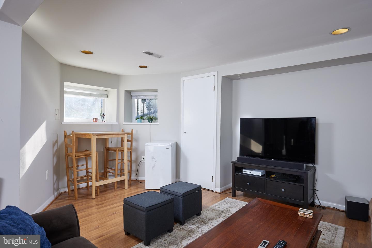 1745 T ST NW, WASHINGTON, District Of Columbia 20009, 7 Bedrooms Bedrooms, ,6 BathroomsBathrooms,Residential,For sale,1745 T ST NW,DCDC2240342 MLS # DCDC2240342