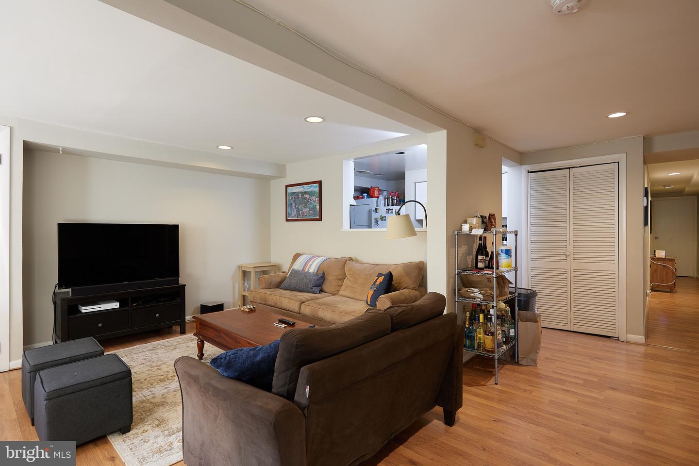 1745 T ST NW, WASHINGTON, District Of Columbia 20009, 7 Bedrooms Bedrooms, ,6 BathroomsBathrooms,Residential,For sale,1745 T ST NW,DCDC2240342 MLS # DCDC2240342