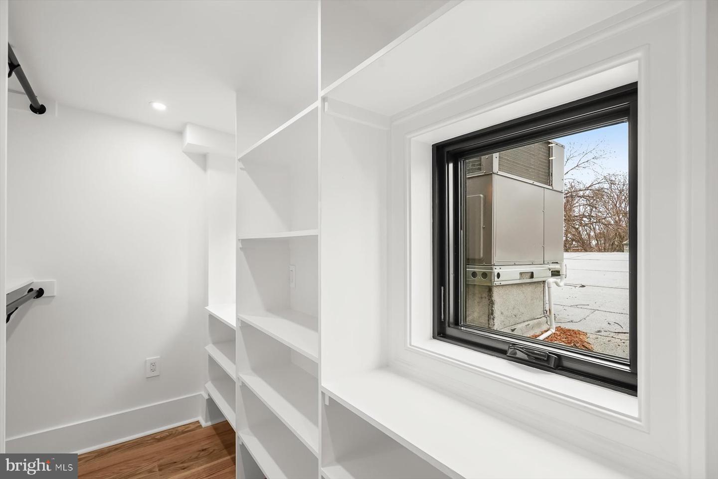 235 12TH ST SE, WASHINGTON, District Of Columbia 20003, 4 Bedrooms Bedrooms, ,3 BathroomsBathrooms,Residential,For sale,235 12TH ST SE,DCDC2240380 MLS # DCDC2240380