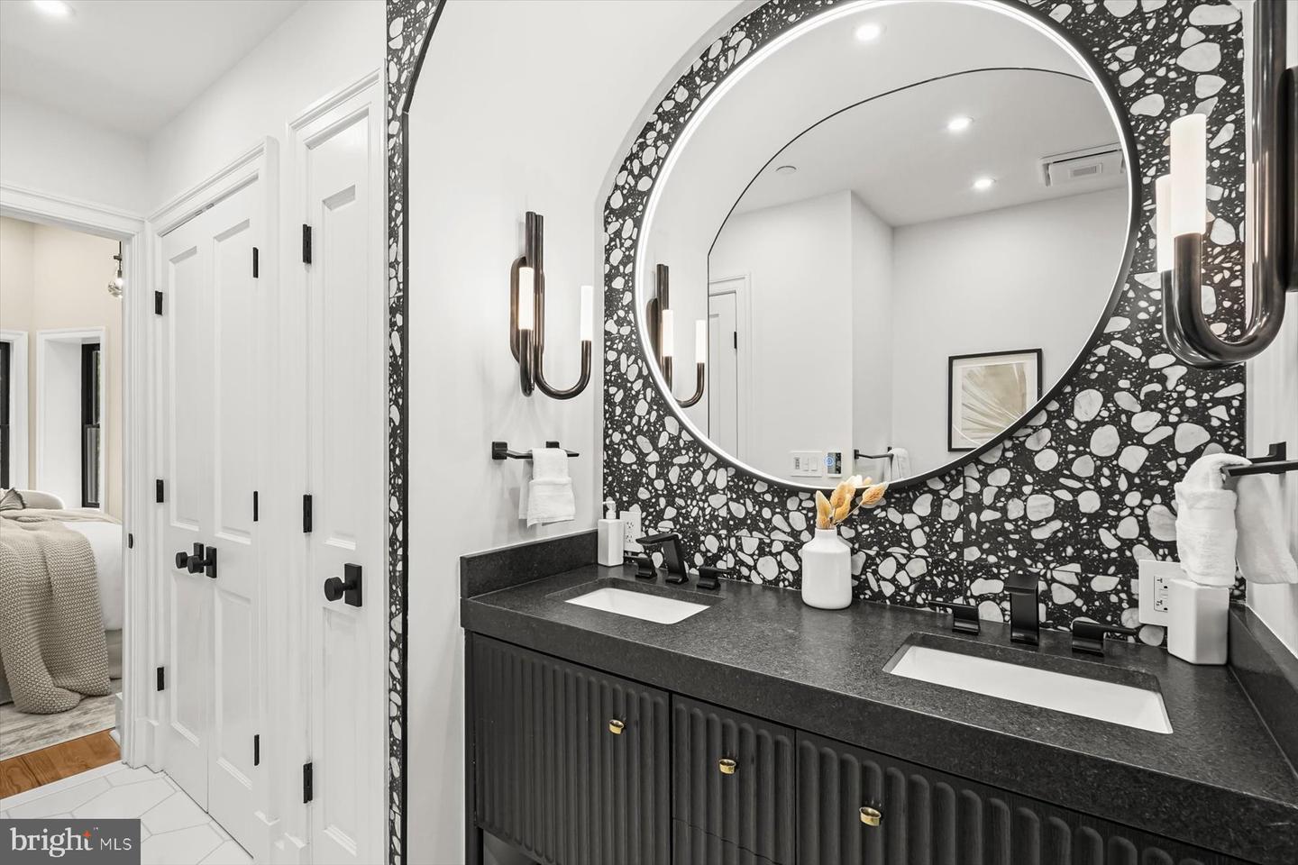 235 12TH ST SE, WASHINGTON, District Of Columbia 20003, 4 Bedrooms Bedrooms, ,3 BathroomsBathrooms,Residential,For sale,235 12TH ST SE,DCDC2240380 MLS # DCDC2240380