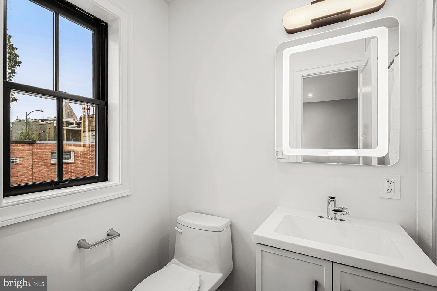 235 12TH ST SE, WASHINGTON, District Of Columbia 20003, 4 Bedrooms Bedrooms, ,3 BathroomsBathrooms,Residential,For sale,235 12TH ST SE,DCDC2240380 MLS # DCDC2240380